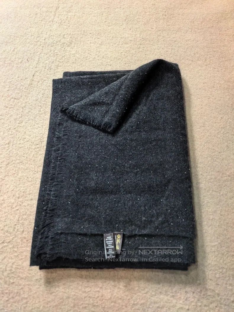 Loro Piana Loro Piana Small Cashmere Complex Giant Shawl Size ONE SIZE - 5 Thumbnail