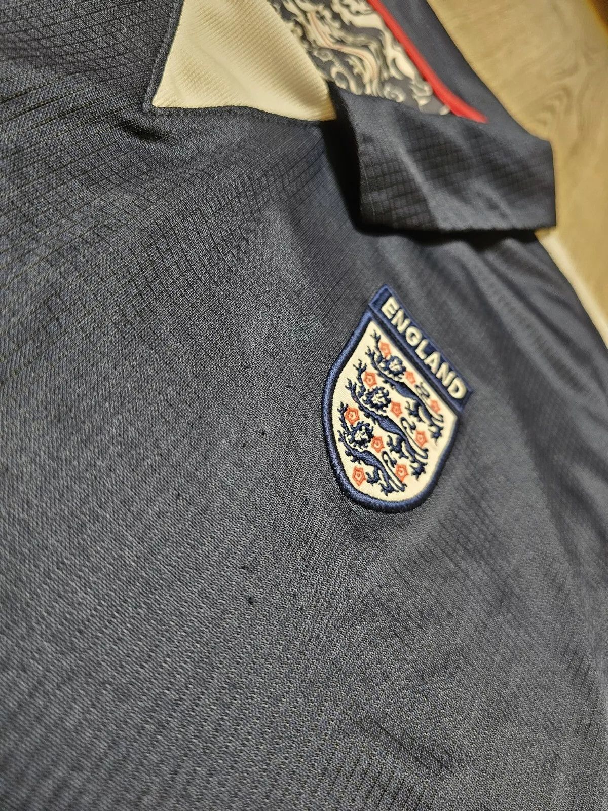 Umbro × Vintage ENGLAND 2002 2004 TRAINING FOOTBALL SHIRT SOCCER JERSEY Size US XXL / EU 58 / 5 - 6 Thumbnail