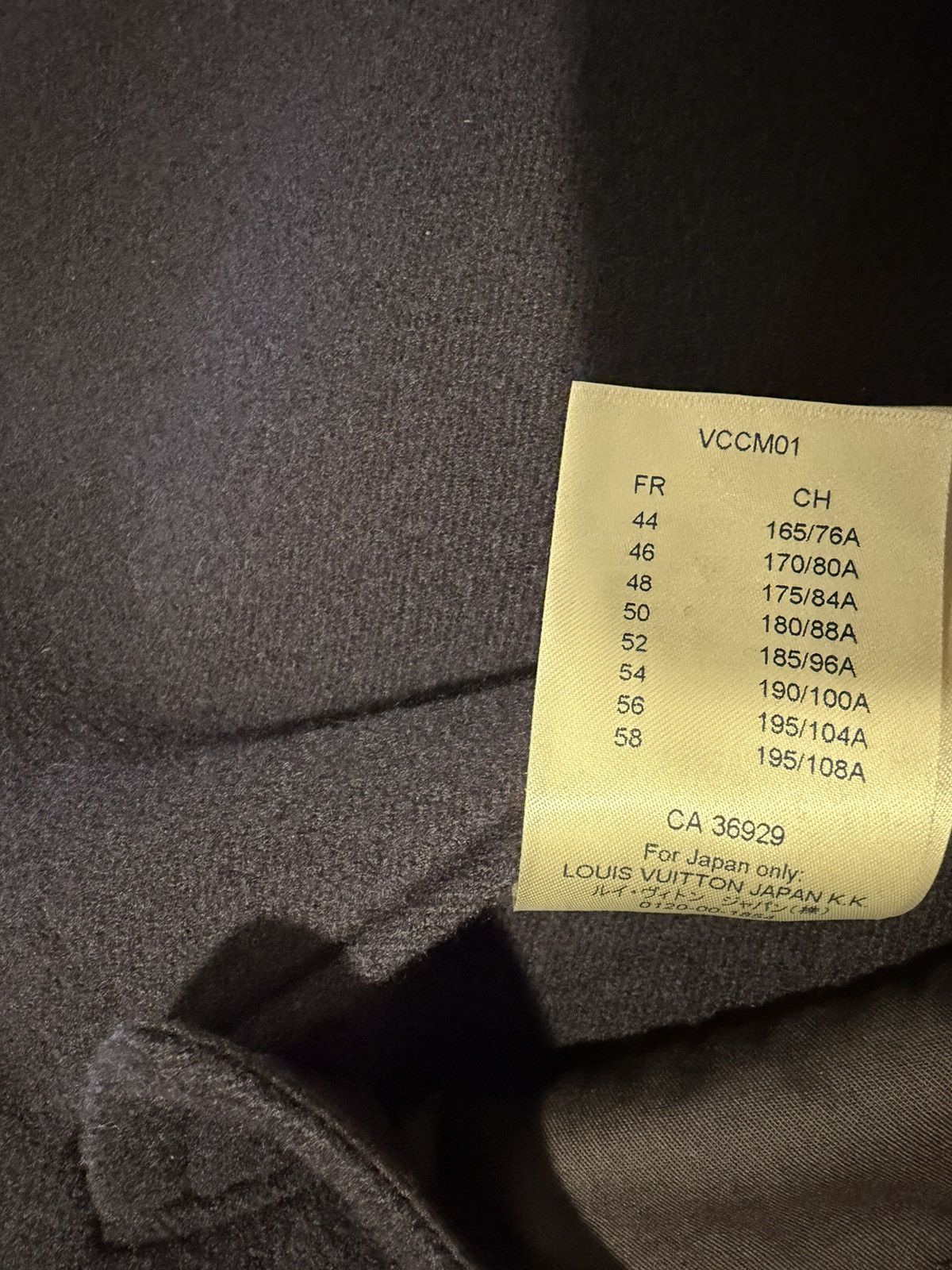 Louis Vuitton Louis Vuitton men’s overcoat. 50/40 $4500 Size US M / EU 48-50 / 2 - 15 Thumbnail