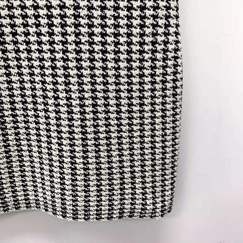 Dior Dior Color-blocked checkered cotton round-neck short-sleeve Size XS / US 0-2 / IT 36-38 - 4 Thumbnail