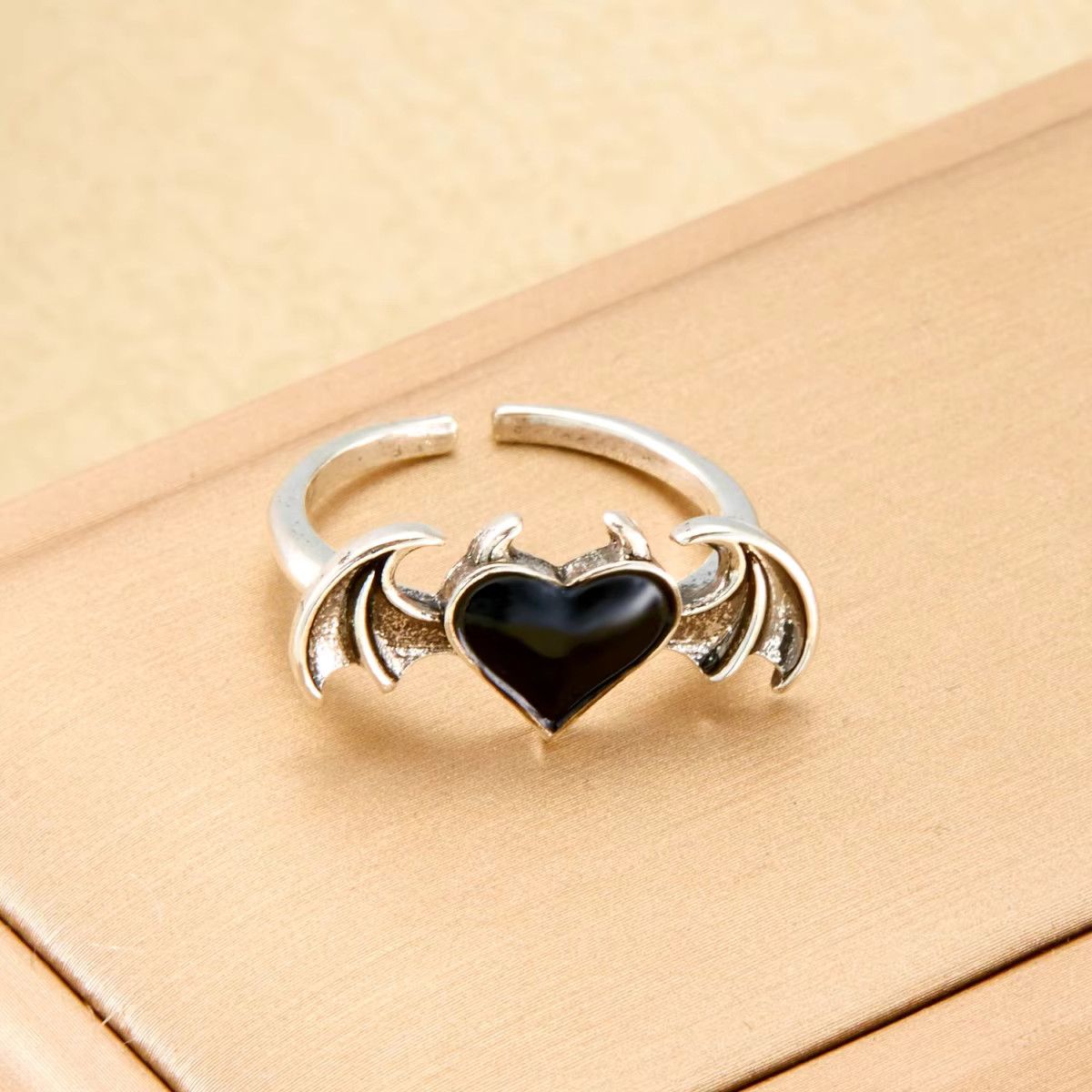 Jewelry Retro Black Red Love Heart Demon Wings Rings Size ONE SIZE - 7 Thumbnail