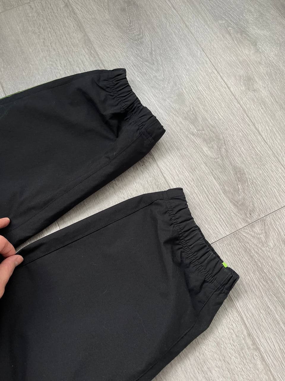 Nike × Streetwear × Vintage vintage rare nylon big logo nike swoosh drill track pants Size US 34 / EU 50 - 7 Thumbnail