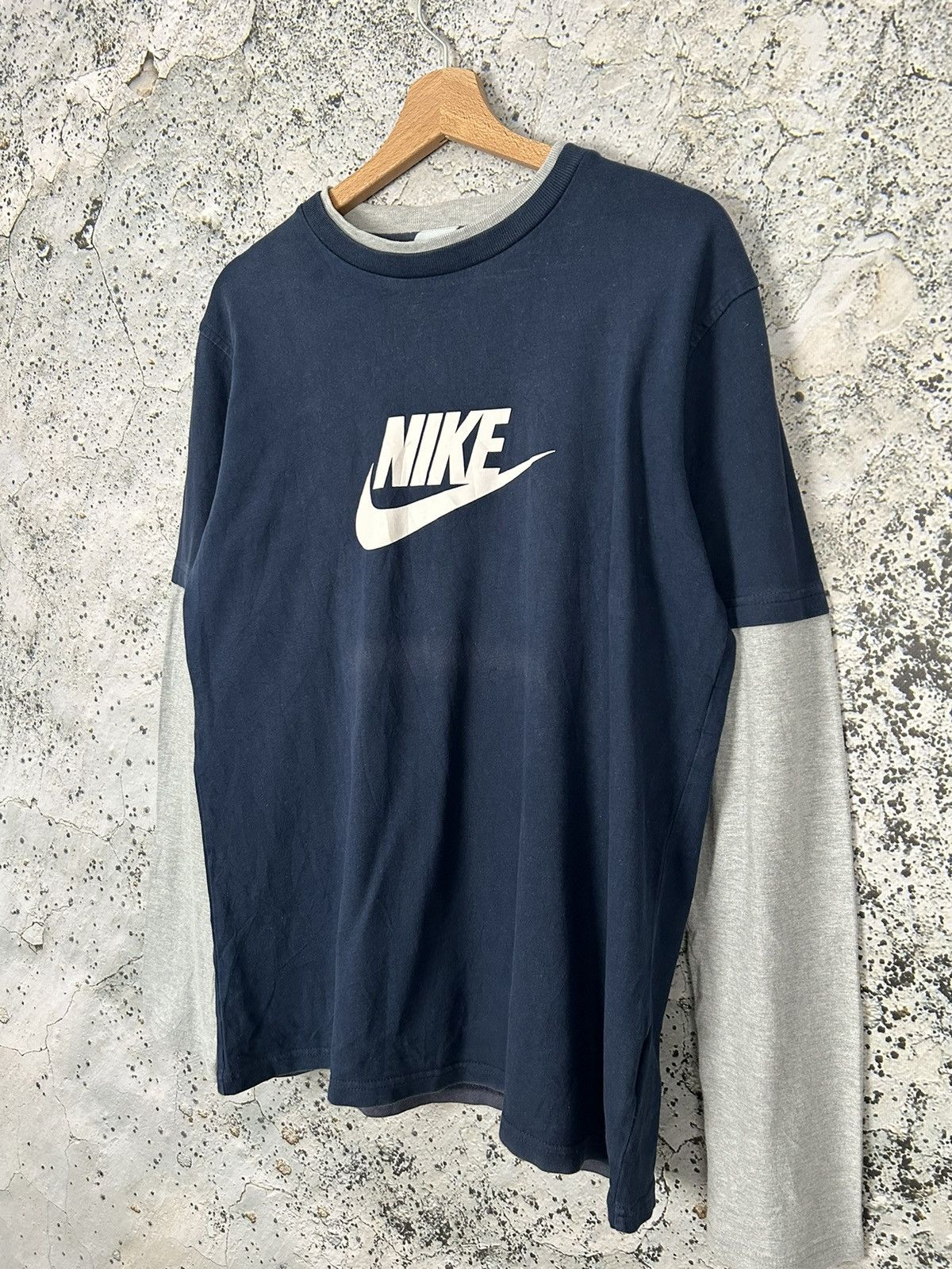 Nike Vintage Nike Swoosh Logo Longsleeve Y2K 00s Hype Size US L / EU 52-54 / 3 - 2 Thumbnail