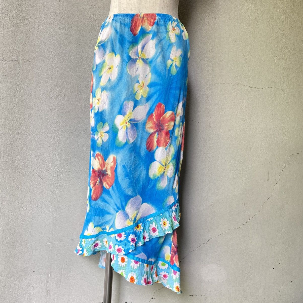 Jams World JAMS WORLD Bright Blue Floral Midi Skirt with Ruffle Trim Size 33" - 12 Thumbnail