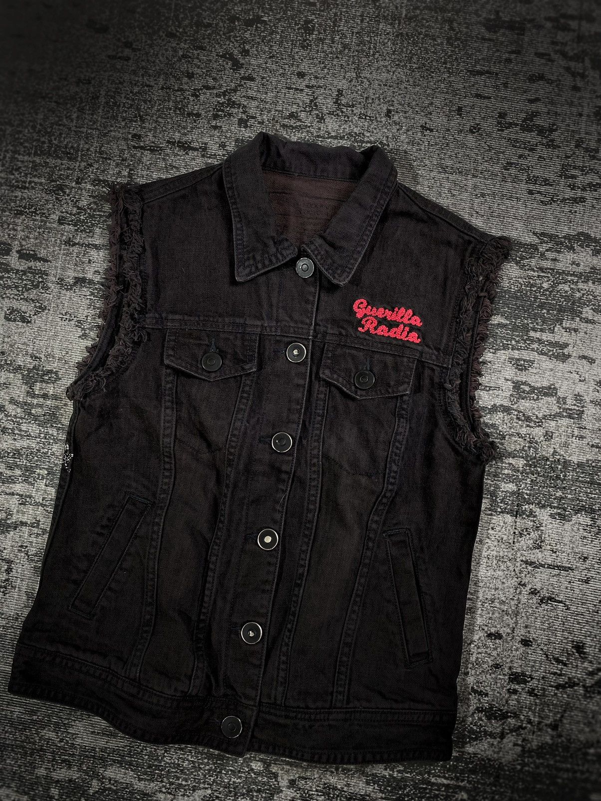 If Six Was Nine 2000s vintage japanese hysteric hard rock vest Size US M / EU 48-50 / 2 - 4 Thumbnail