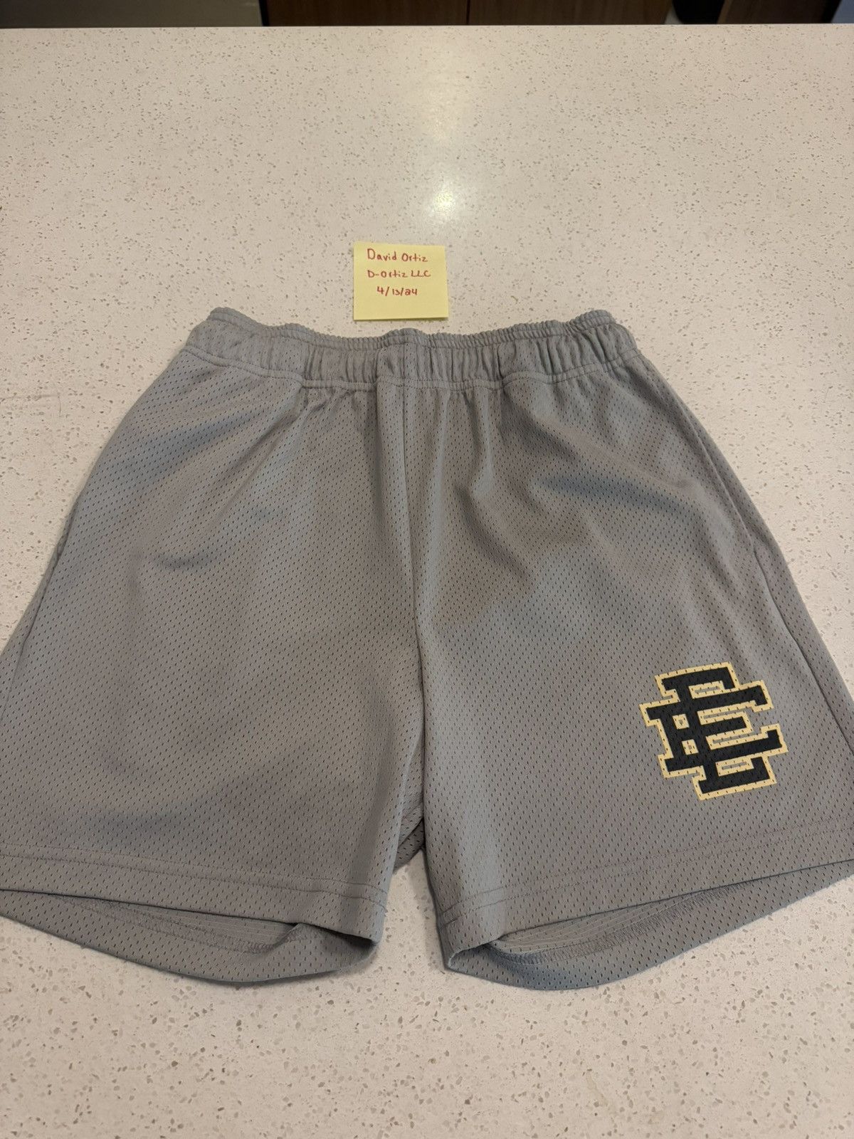 Eric newest Emanuel EE Basic Short Gray Color Size Large