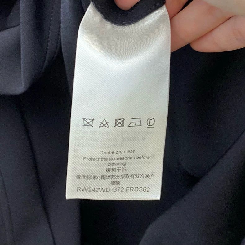 Louis Vuitton Louis Vuitton 24fw new black and white monogram logo dress Size XS / US 0-2 / IT 36-38 - 6 Thumbnail