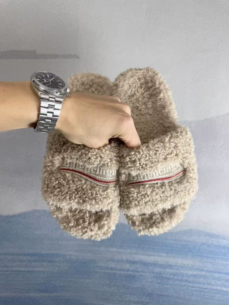 Balenciaga Balenciaga Teddy Slippers with Embroidery-2505 Size US 8 / EU 41 - 3 Thumbnail
