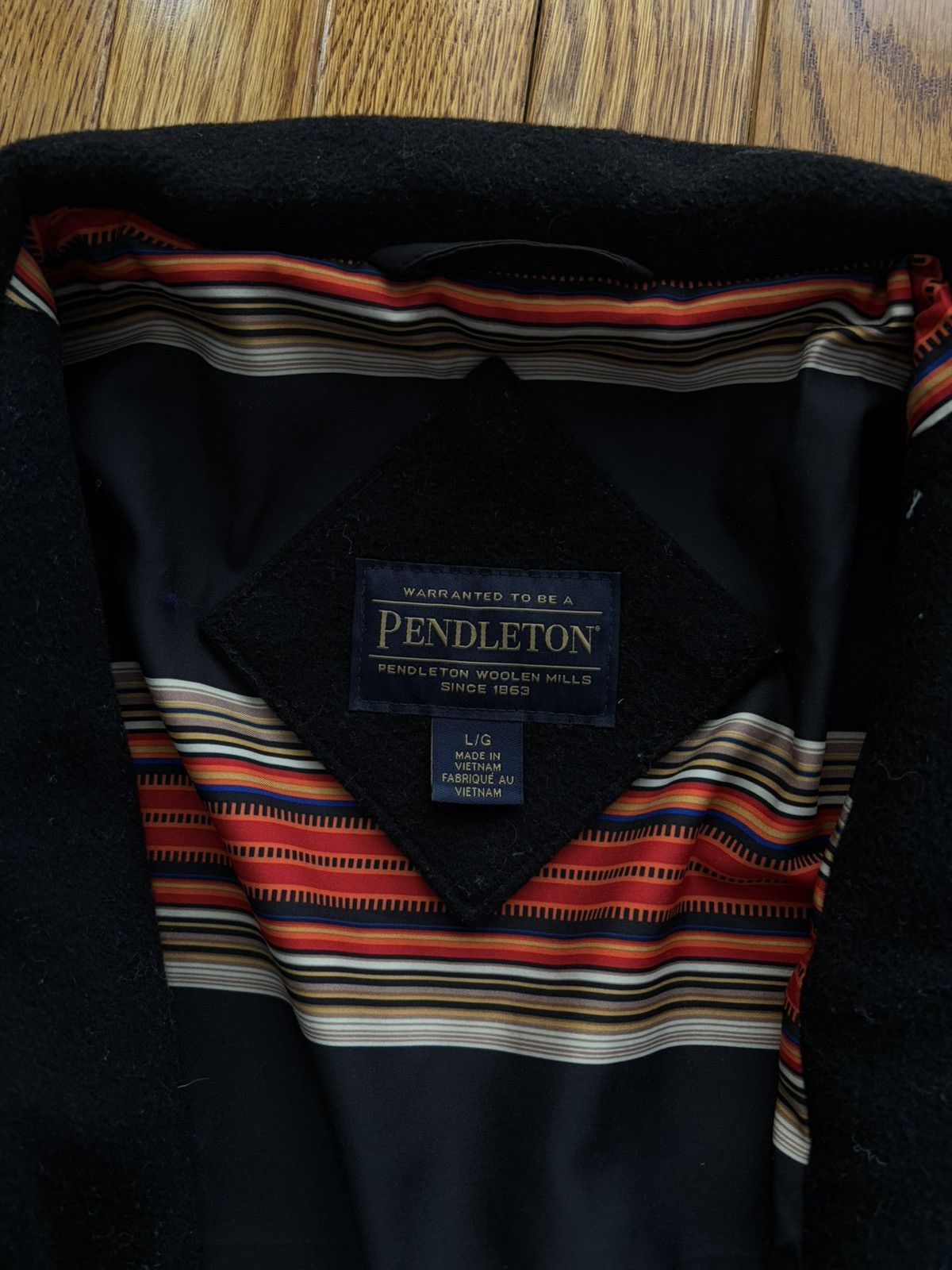 Pendleton Like-New Pendleton Black Heavy Wool Coat Size L / US 10 / IT 46 - 6 Thumbnail