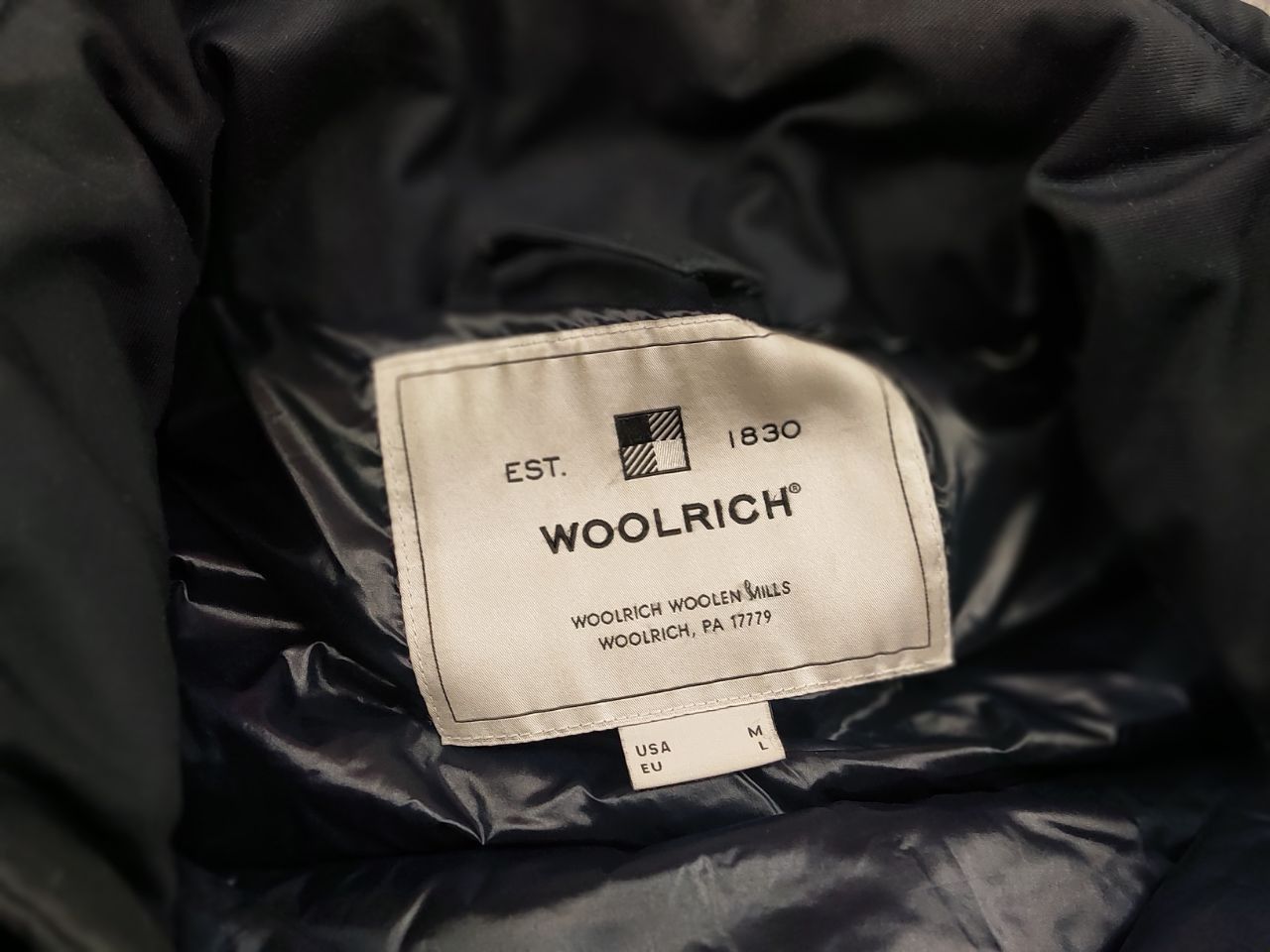 Woolrich Woolen Mills Woolrich Design Classic Navy Pocket Mens Down Jacket Size US L / EU 52-54 / 3 - 7 Thumbnail