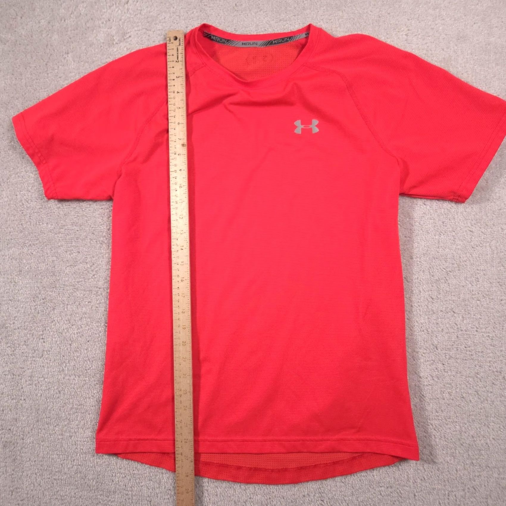 Under Armour Under Armour Shirt Mens Medium Red Run Short Sleeve Athletic Running Tee Top Size US M / EU 48-50 / 2 - 7 Thumbnail