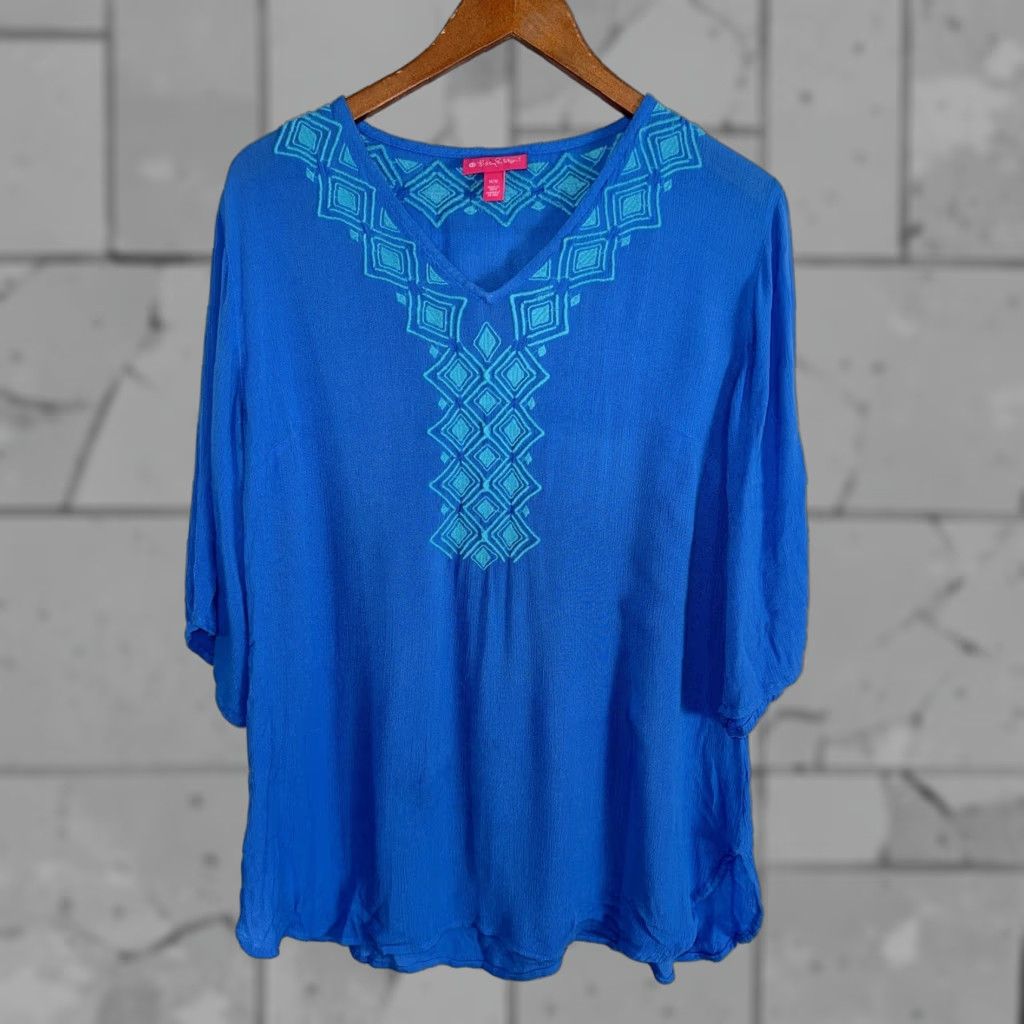 Lilly Pulitzer VINTAGE Lilly Pulitzer Target Shirt Womens M Bluebell Embroidered Guaze Tunic Top Size M / US 6-8 / IT 42-44 - 1 Thumbnail