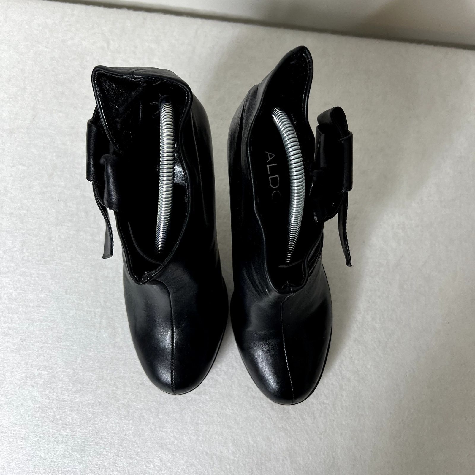 Aldo Aldo Black Bow Heeled Leather Booties Size US 7.5 / IT 37.5 - 5 Thumbnail