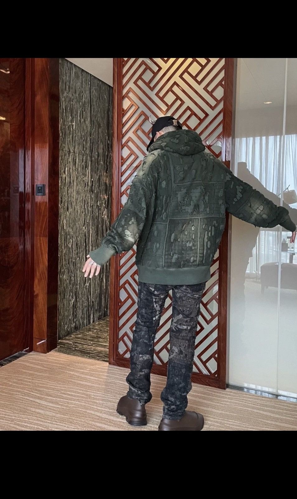 Givenchy Givenchy Fist Edition OG Boro Jeans Size US 29 - 11 Thumbnail