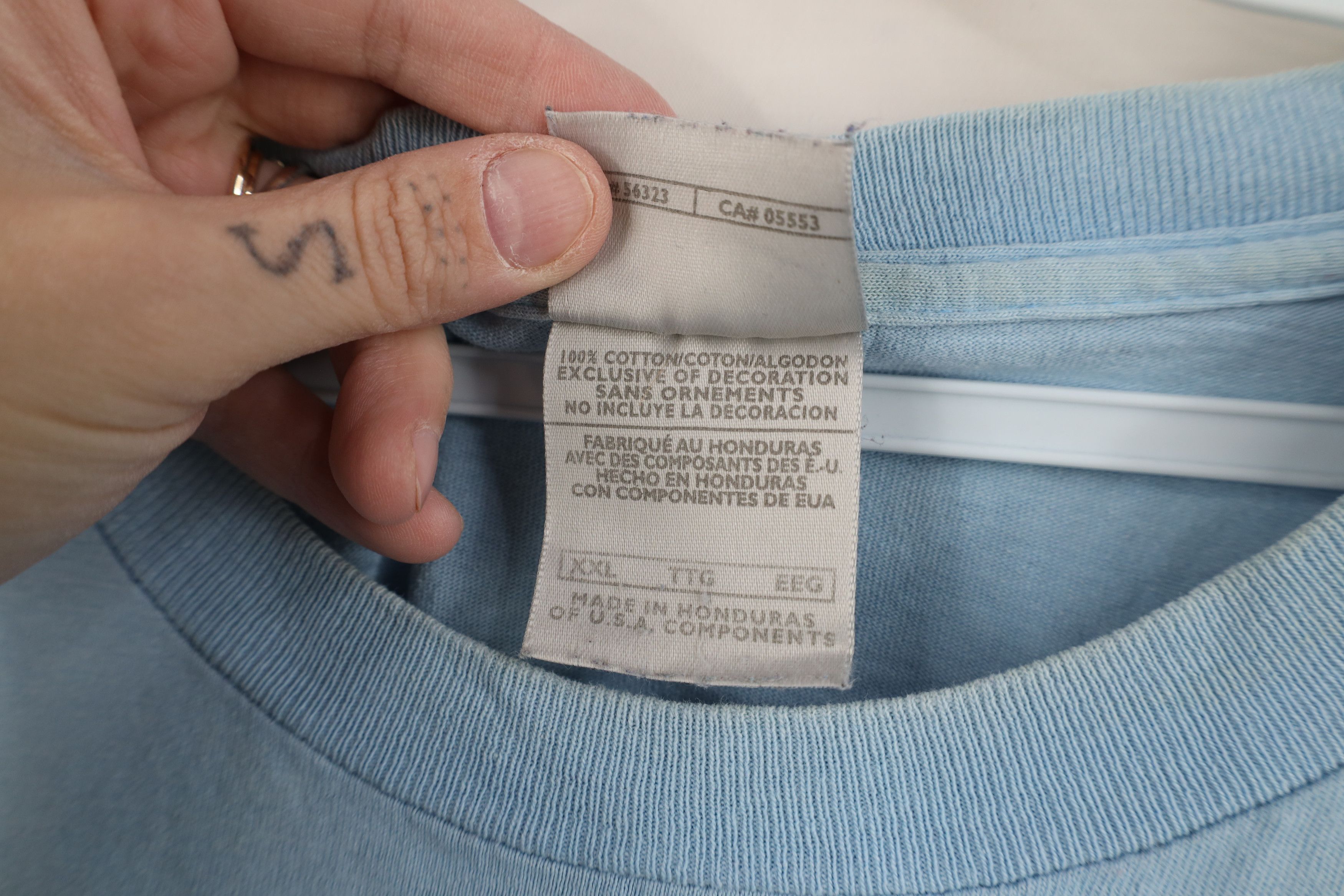 Nike Vintage Nike Travis Scott Mini Swoosh T-Shirt Carolina Blue Size US XXL / EU 58 / 5 - 7 Thumbnail