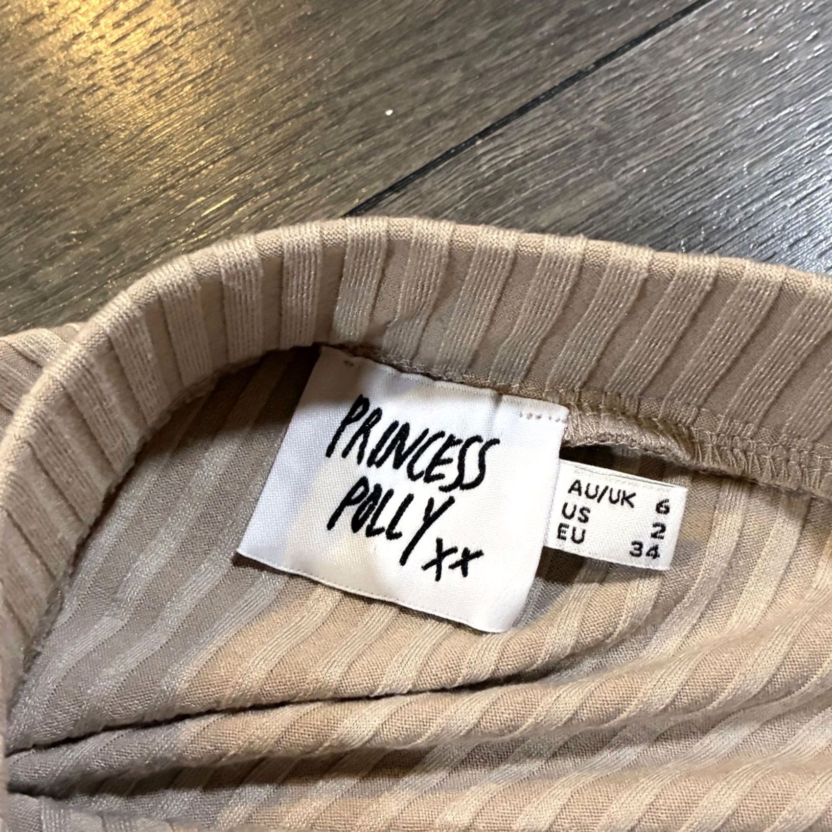 PRINCESS POLLY EUC Princess Polly Beige Ribbed Knit Midi Skirt Womens 2 Size 26" / US 2 / IT 38 - 3 Thumbnail