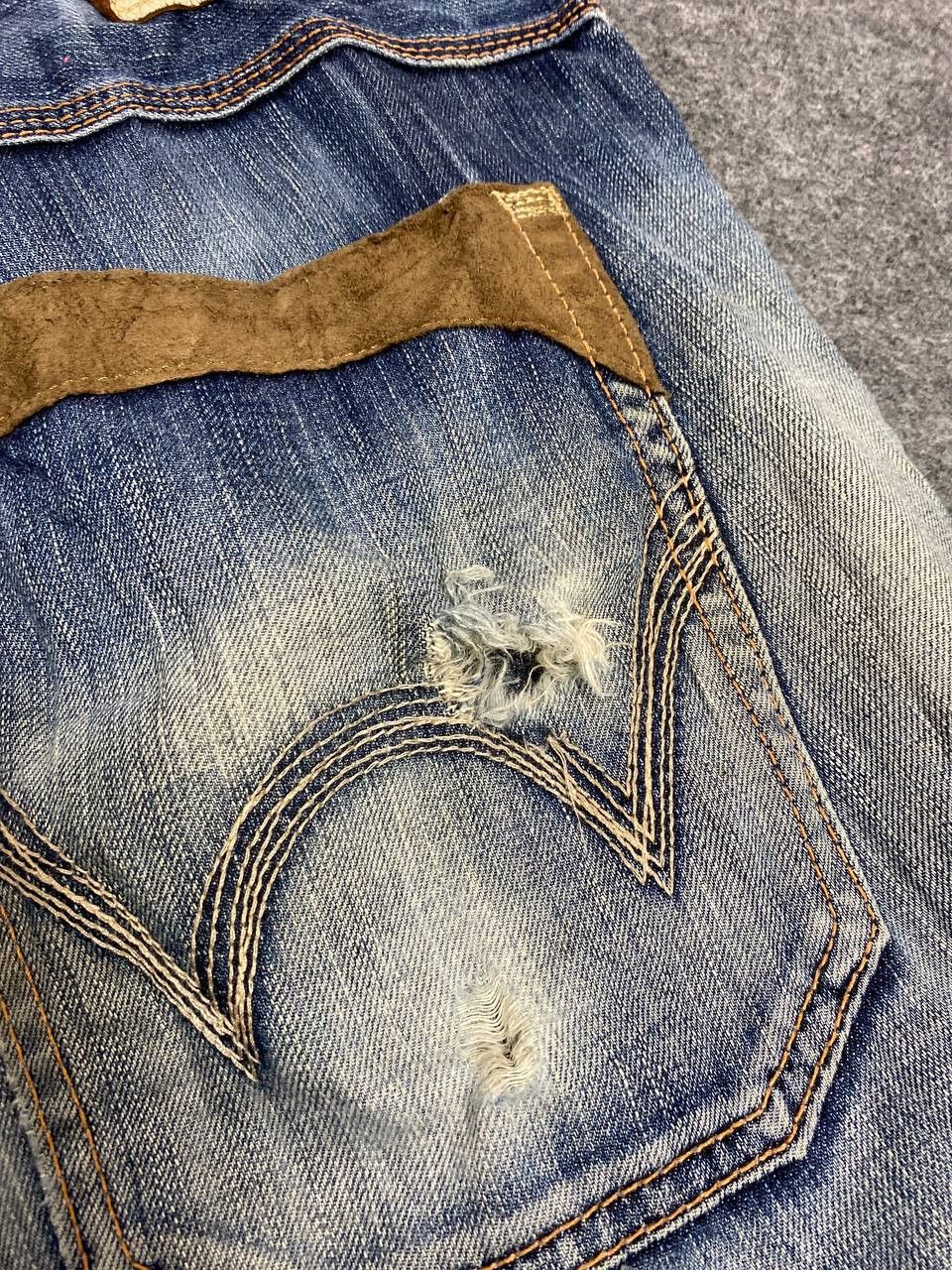 Edwin vintage edwin blue trip distressed denim nice design Size US 43 - 4 Thumbnail