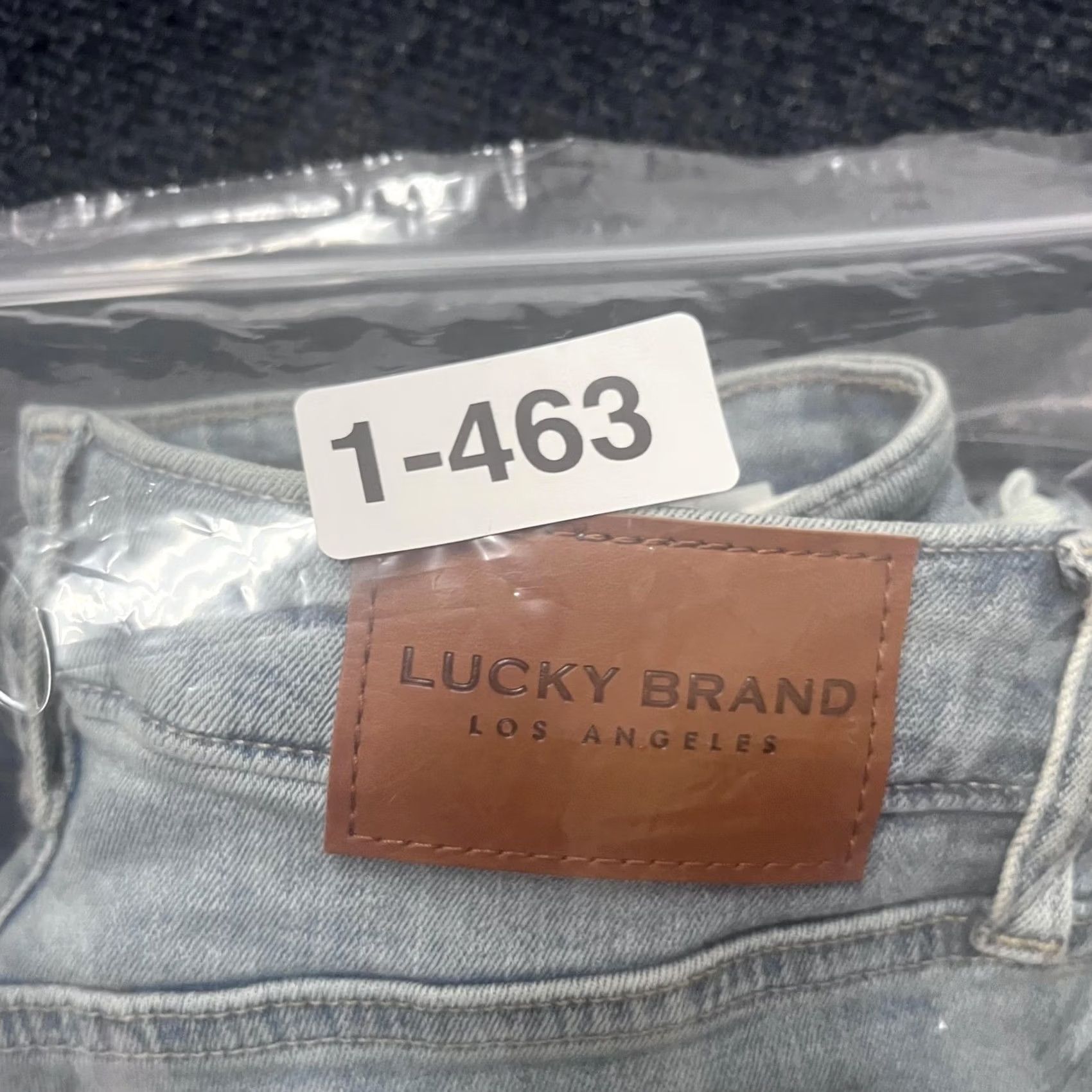Lucky Brand Lucky Brand Jeans Womens 6 28 Light Wash Distressed Ankle Skinny Raw Hem Denim Shirt Size 28" / US 6 / IT 42 - 8 Thumbnail