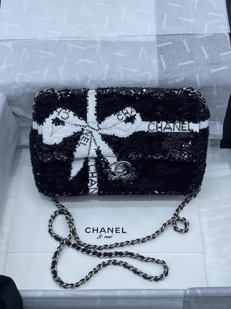 Chanel Chanel Bow Chain Bag with Sequins -2505 Size ONE SIZE - 5 Thumbnail