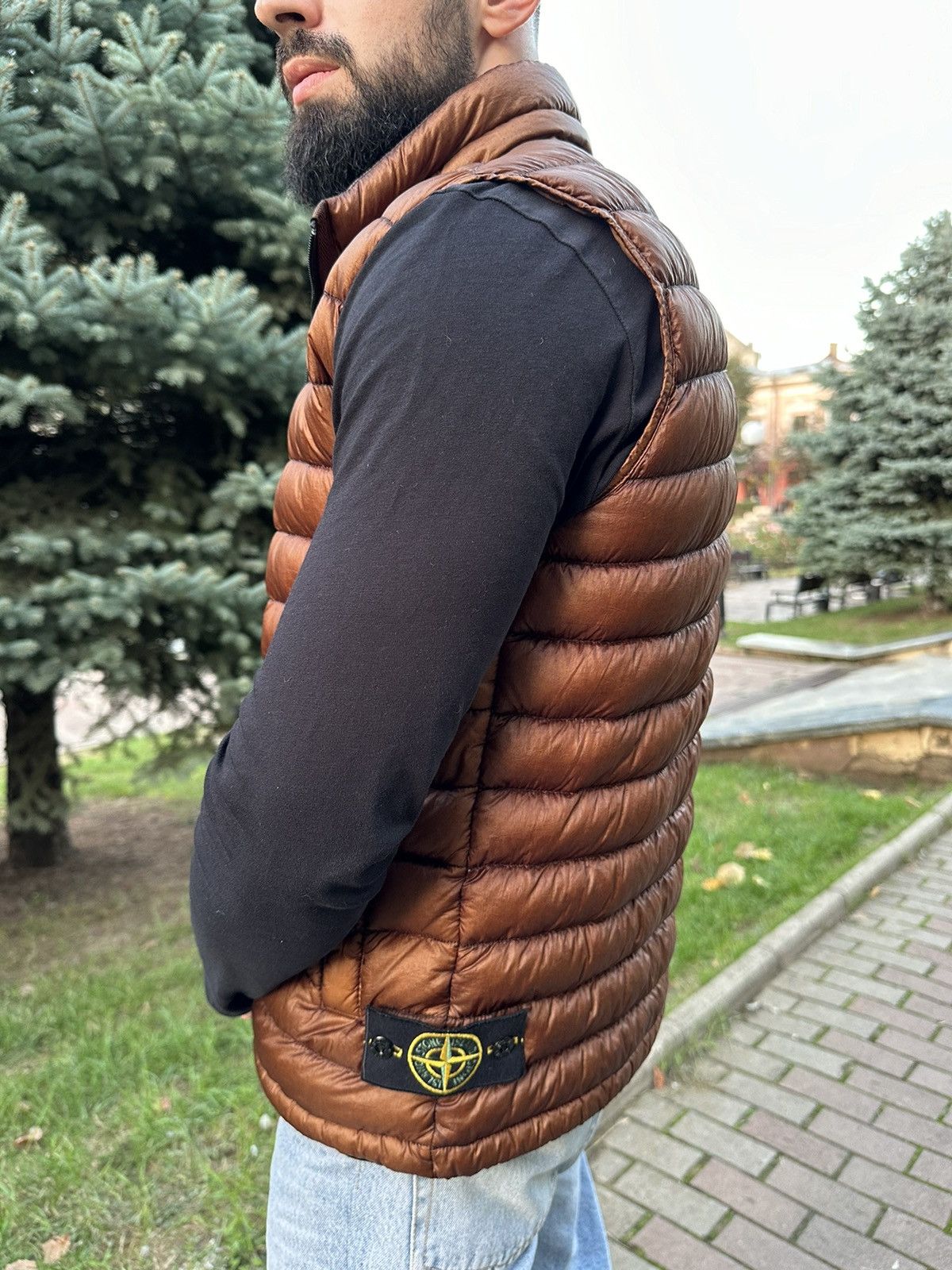 STONE  GARMENT DYED DOWN VEST 赤 Stone Island - Stone Island Magenta Down Vest - annameglio