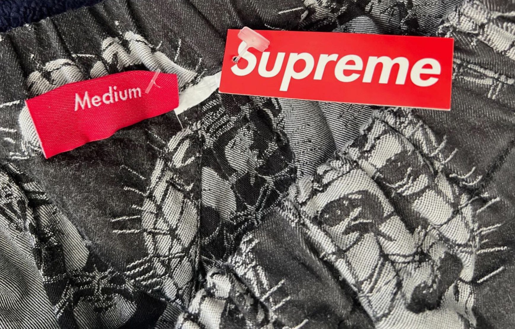 Supreme SUPREME HELLRAISER JACQUARD DENIM SKATE PANT BLACK SS18 NWT Size US 32 / EU 48 - 5 Thumbnail