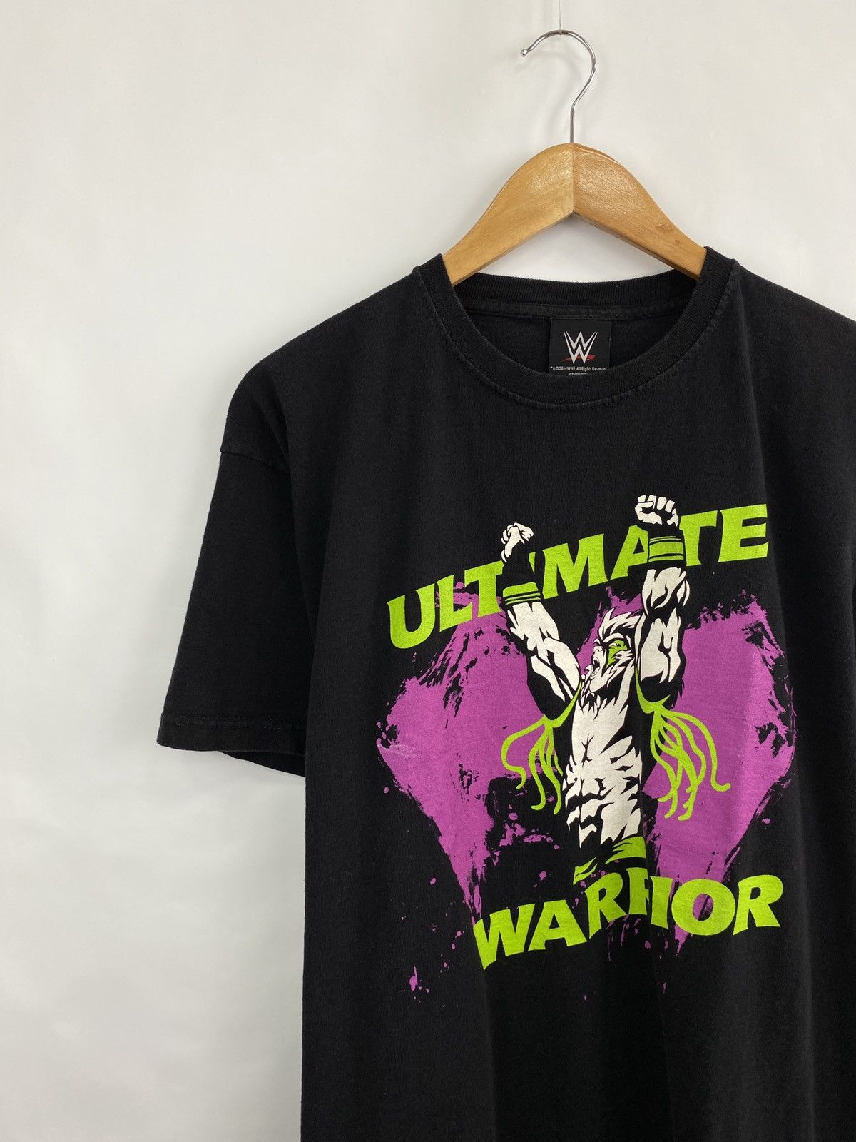 Vintage × WCW/nWo × WWE 🔥 Vintage Y2K WWE Ultimate Warrior USA Rare T-Shirt 2014 art Size US XL / EU 56 / 4 - 2 Thumbnail