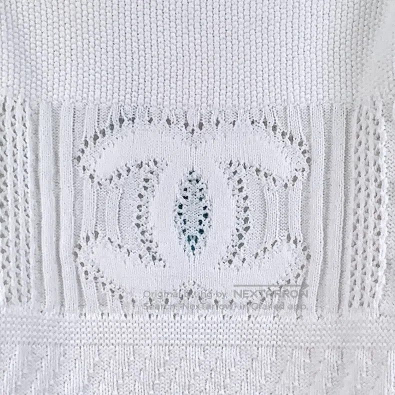 Chanel Chanel White logo embroidered cotton A-line long-sleeved k Size XS / US 0-2 / IT 36-38 - 4 Thumbnail