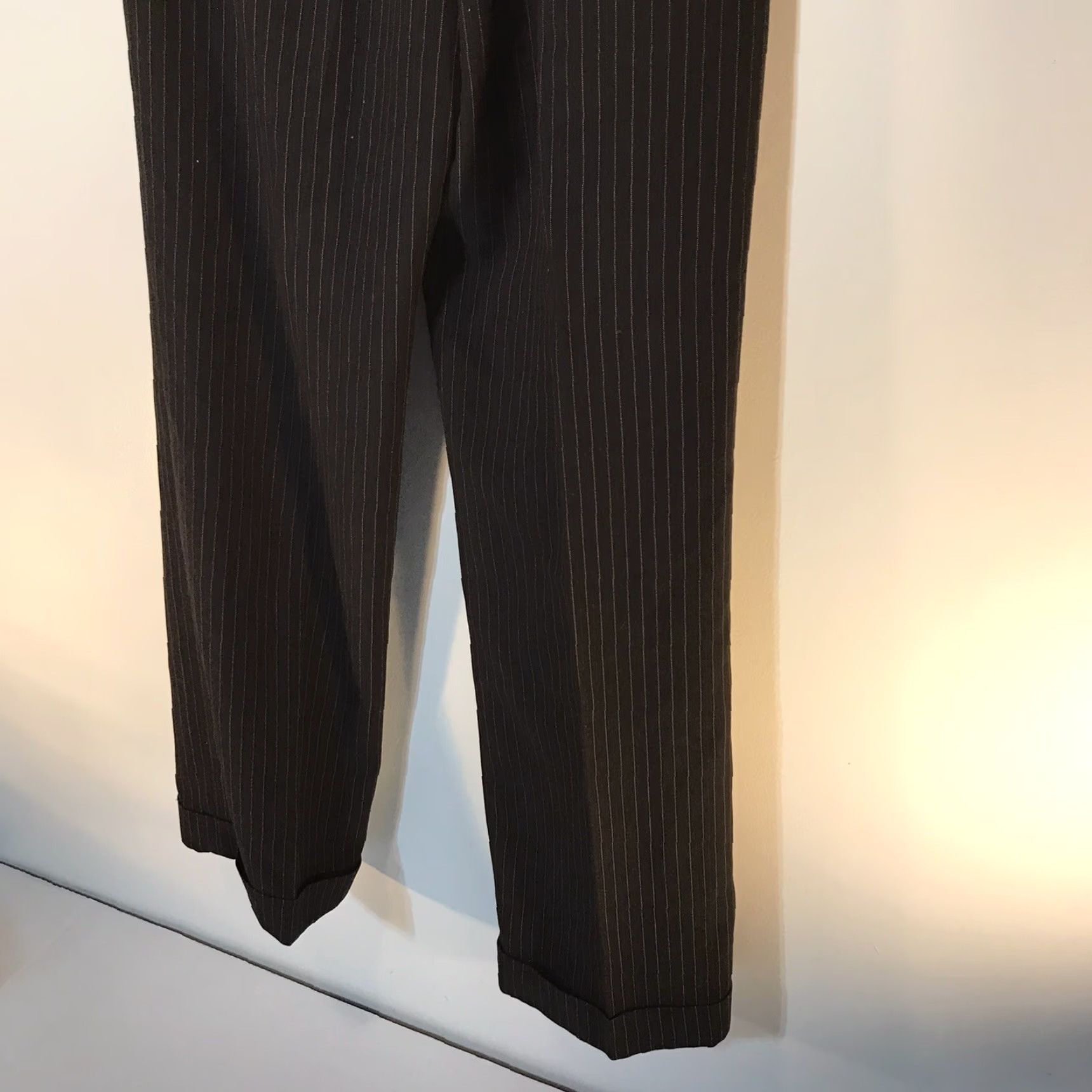 Vintage Larry Levine Dress Pants Womens Size 8 Wide-Leg Cuffed Pinstripe Black White Rayon Blend N/A Mens Womens Size 30" / US 8 / IT 44 - 6 Thumbnail