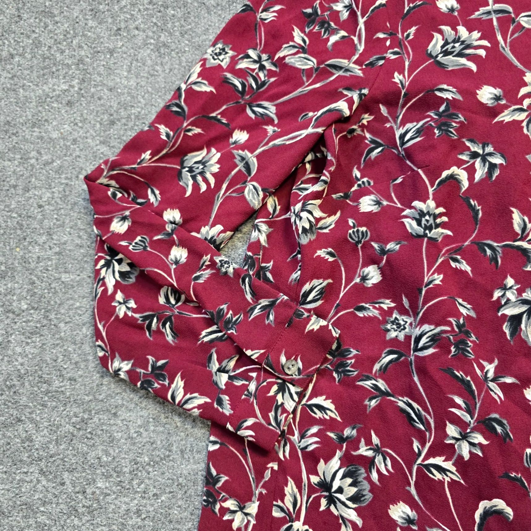 J. Jill J Jill Top Women Large Red Floral Button-Up Tunic Long Sleeve Career Casual Shirt Size L / US 10 / IT 46 - 3 Thumbnail