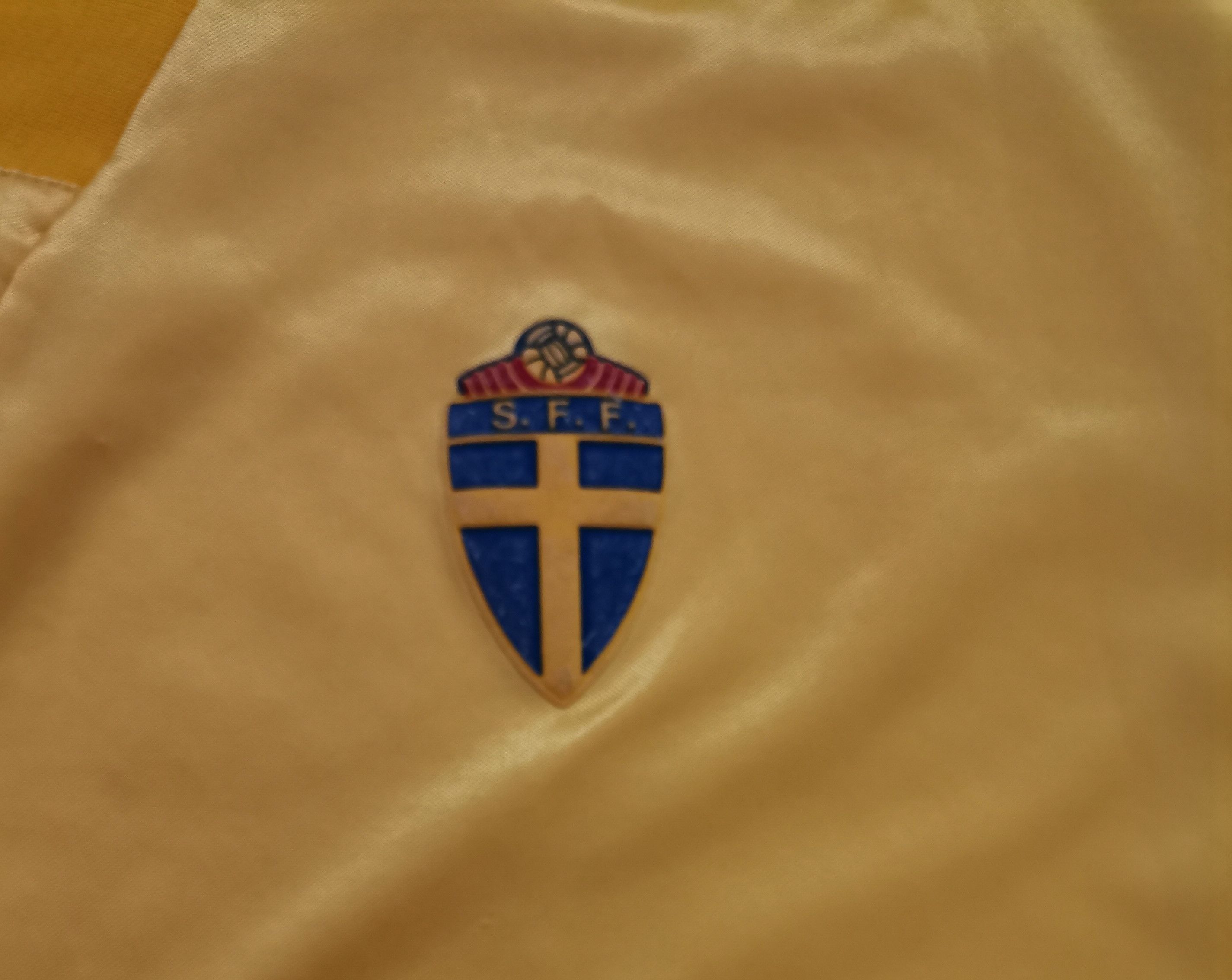 Adidas Vintage '90s Adidas Equipment Sweden Football Jersey Size US XL / EU 56 / 4 - 2 Thumbnail