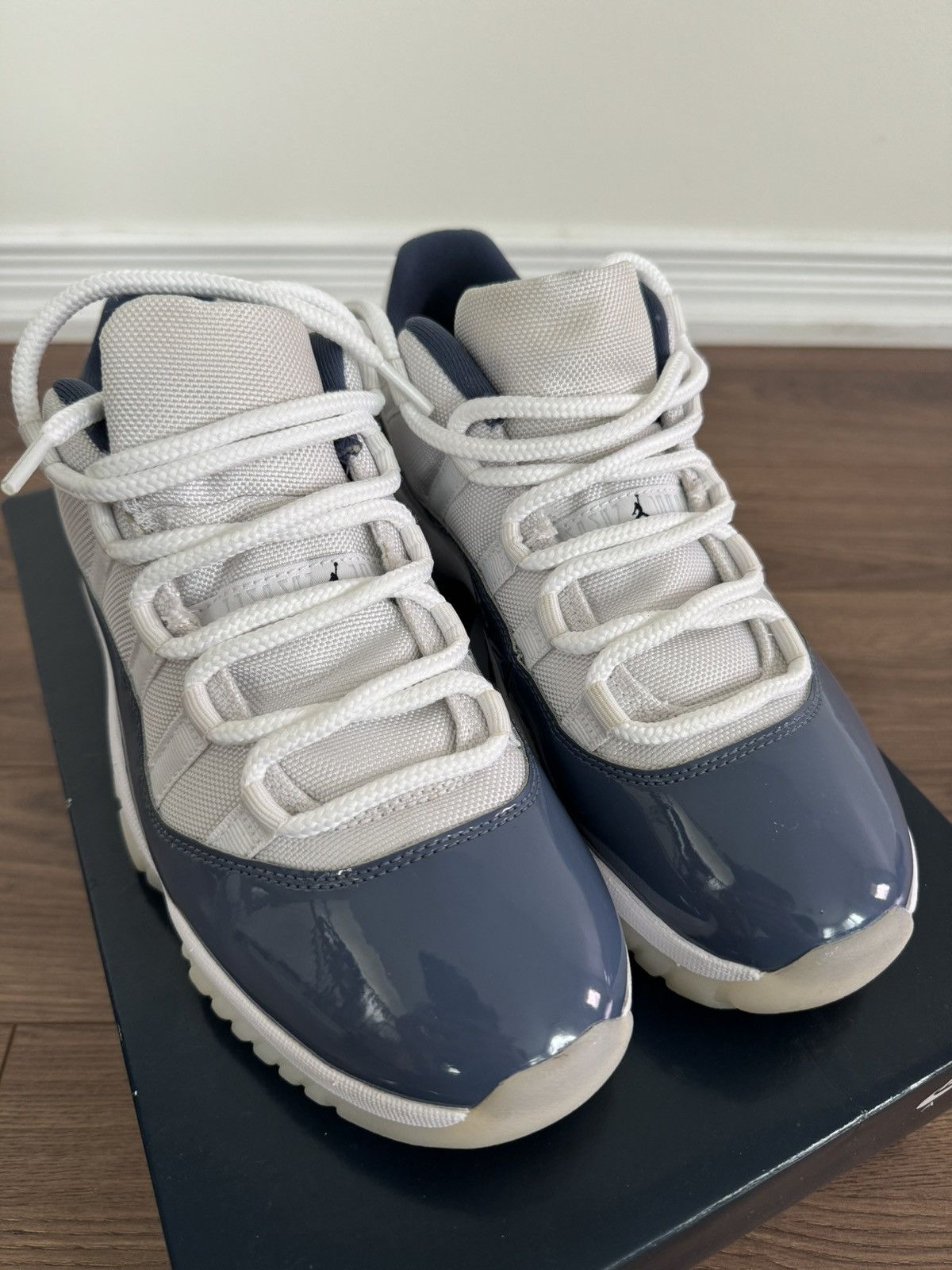 Jordan Brand Jordan 11 Retro Low Diffused Blue Size US 8 / EU 41 - 2 Thumbnail