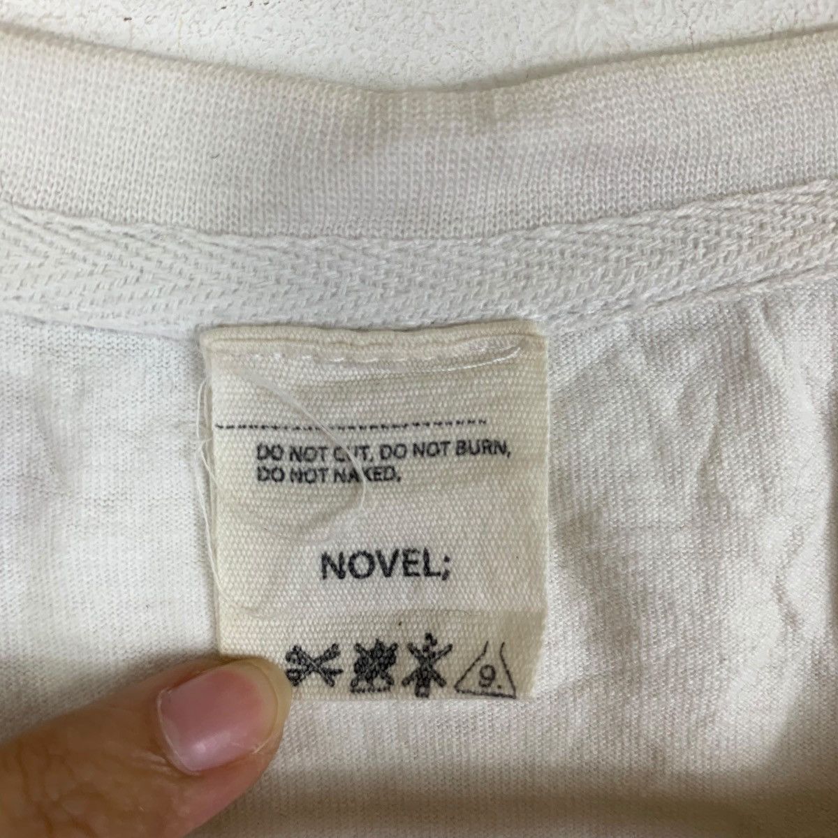 Vintage NOVEL PARAMOUNTCY MONA LISA Portrait Tee Shirt Top Size M / US 6-8 / IT 42-44 - 5 Thumbnail