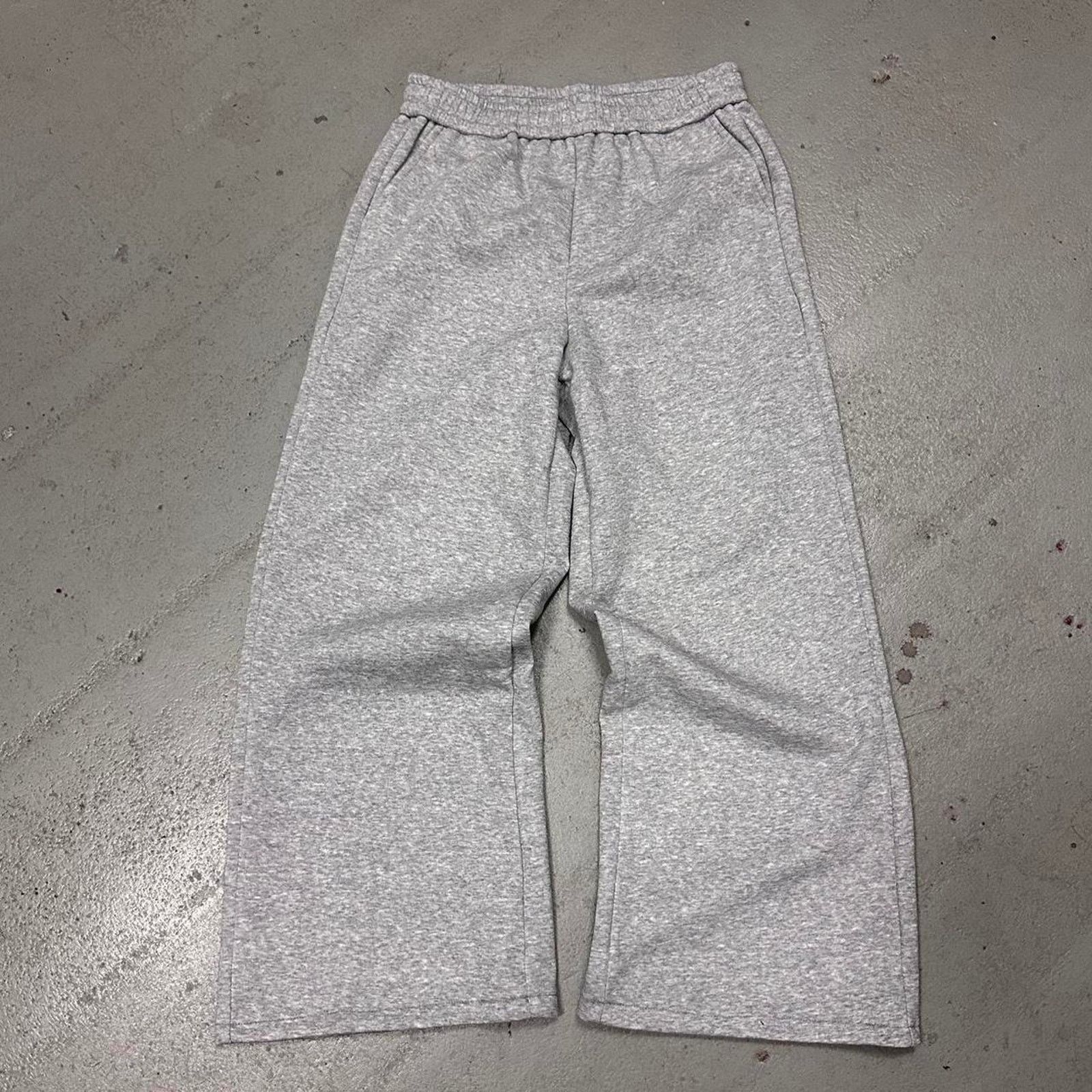 Other Baggy grey wide leg essential sweatpants Size US 32 / EU 48 - 1 Thumbnail