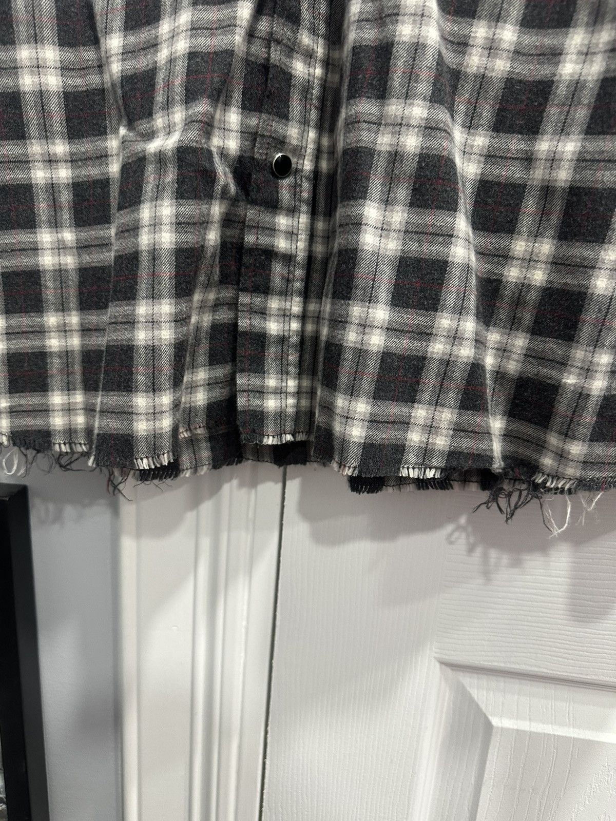 Saint Laurent Paris Saint Laurent Paris grey distressed button up Size US M / EU 48-50 / 2 - 4 Thumbnail
