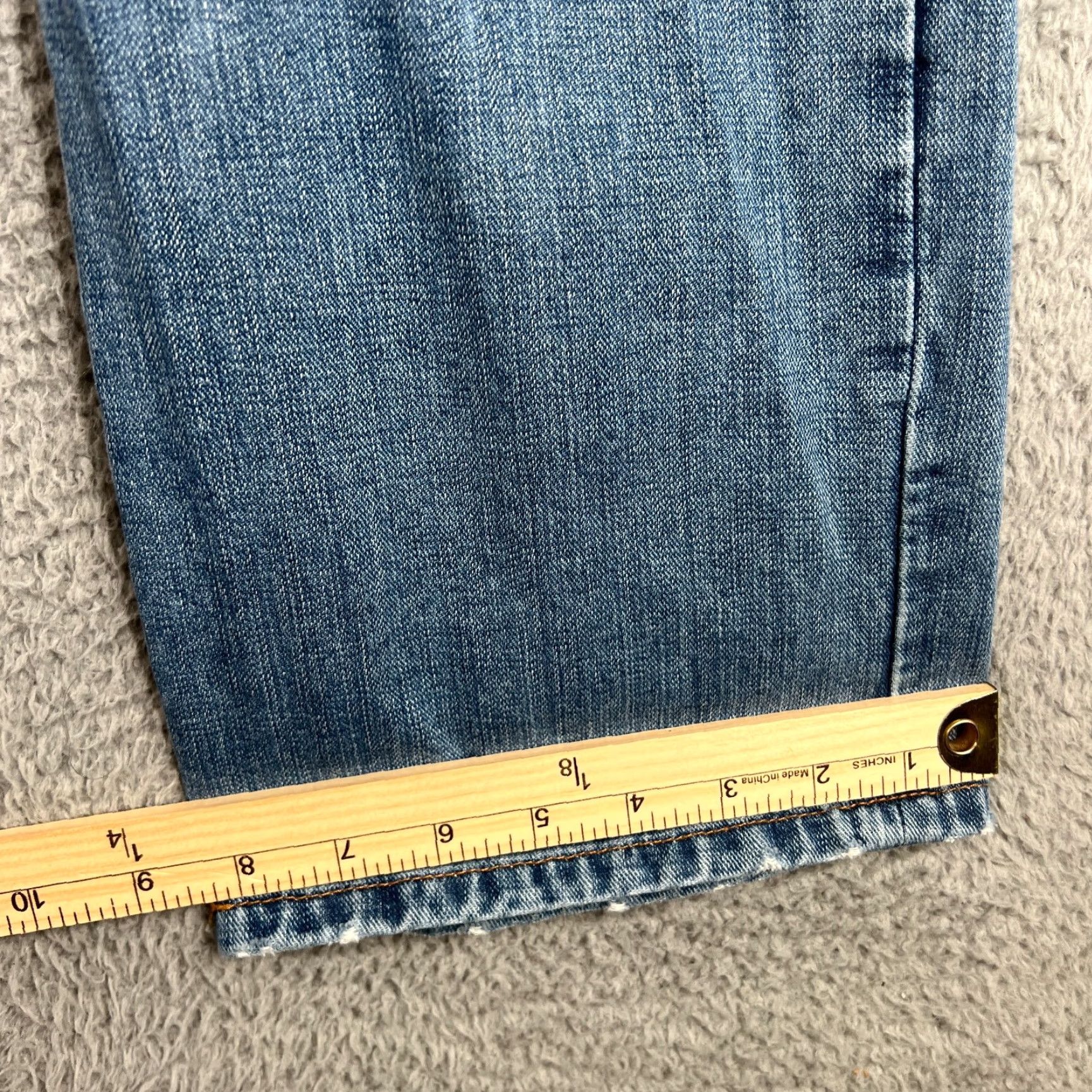 Lucky Brand LUCKY BRAND Jeans 37x29 Mens Light Denim Straight Leg Regular Fit Blue Size US 37 - 2 Thumbnail