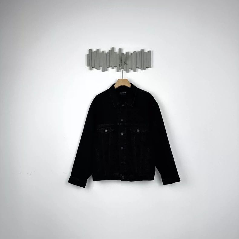 Balenciaga Balenciaga SS22 double-breasted denim jacket 2502-Nextarrow Size US XS / EU 42 / 0 - 1 Thumbnail