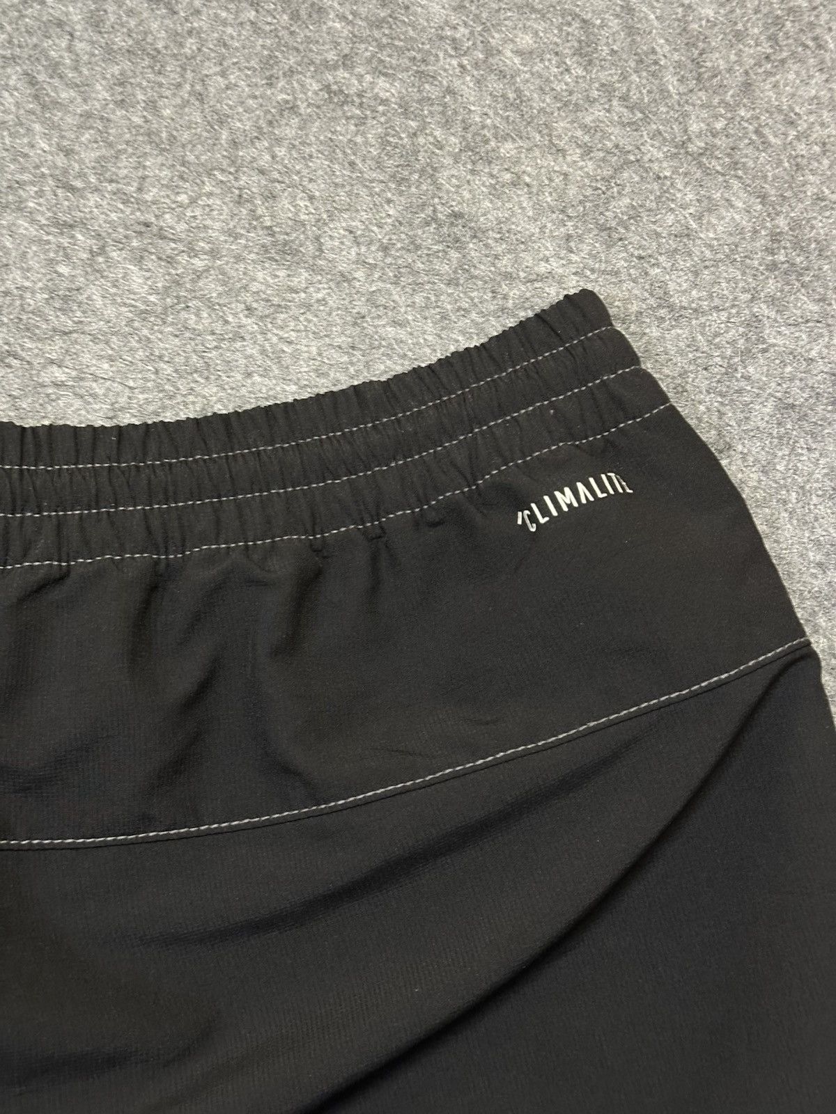Adidas Adidas black three-quarter length training pants. Size US 31 - 9 Thumbnail
