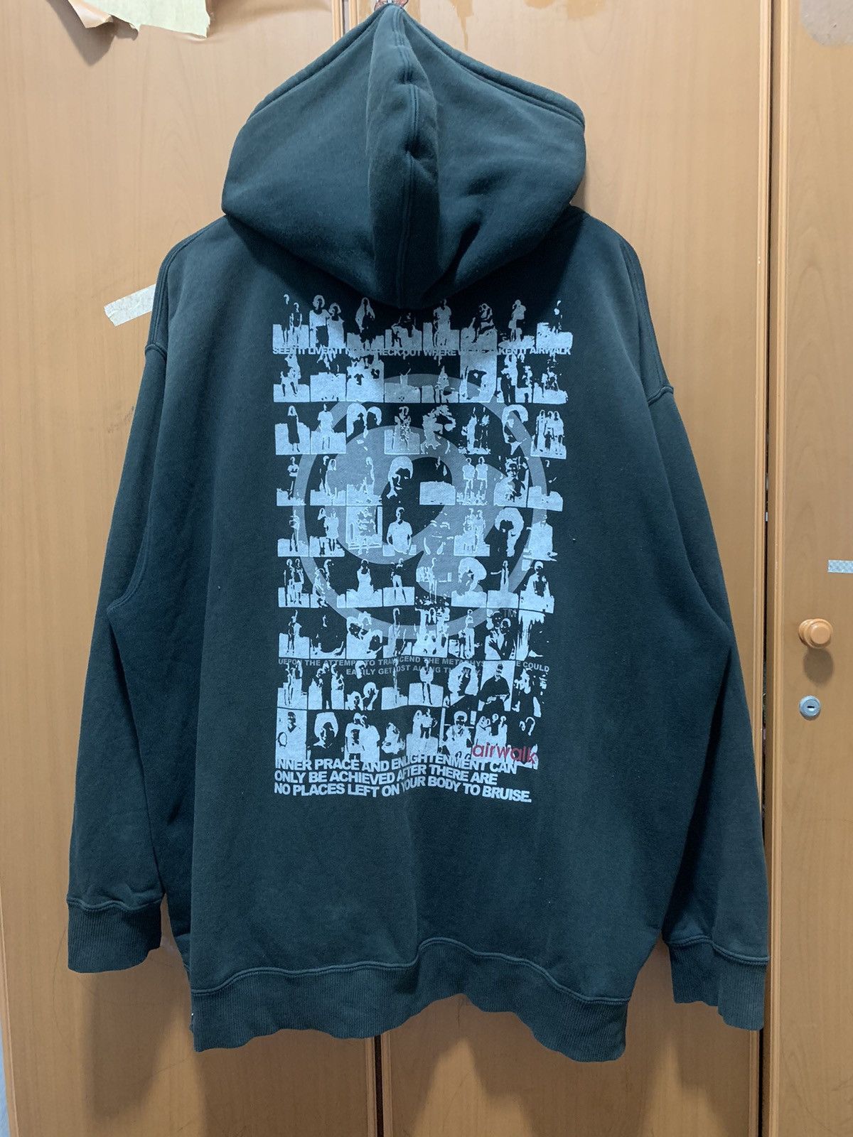 Airwalk Vintage Japan Airwalk Sun Faded Zipper Hoodie Size US XXL / EU 58 / 5 - 1 Thumbnail