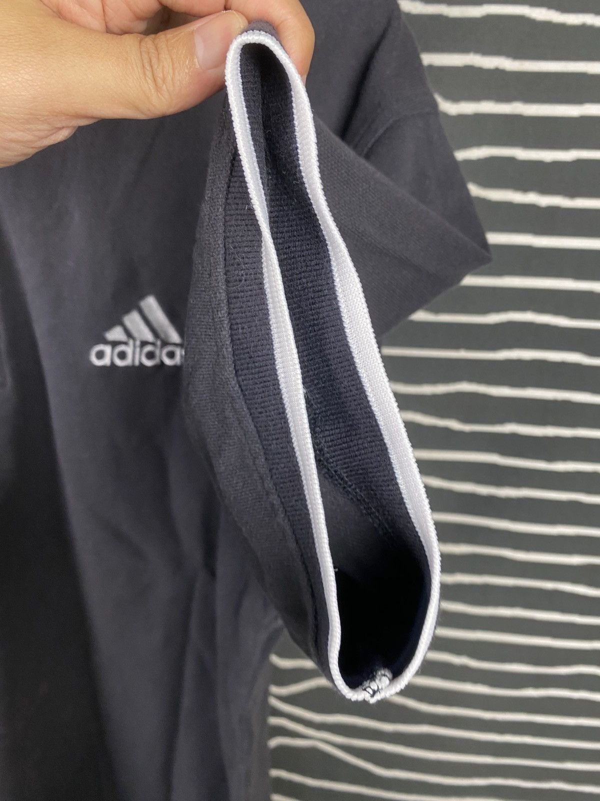 Adidas Vintage Adidas Essential Polo Tee Size US L / EU 52-54 / 3 - 6 Thumbnail