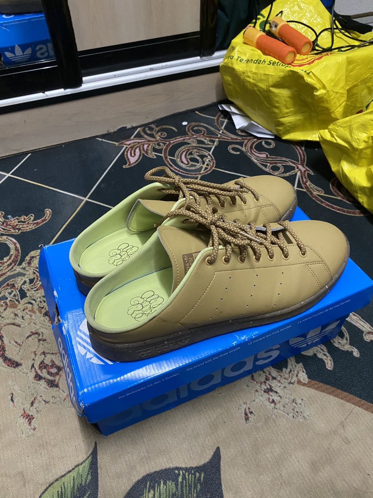 Adidas Adidas X Stan mitch Size US 11.5 / EU 44-45 - 2 Thumbnail