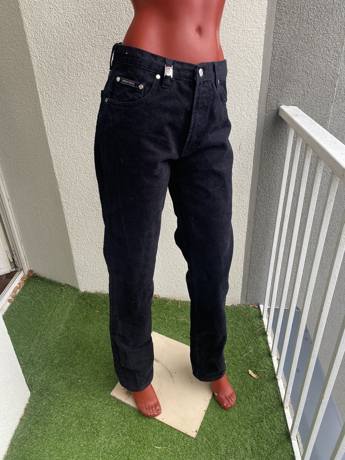 Hugo Boss Velvety type Hugo Boss pants size 30 Size 30" / US 8 / IT 44 - 6 Thumbnail