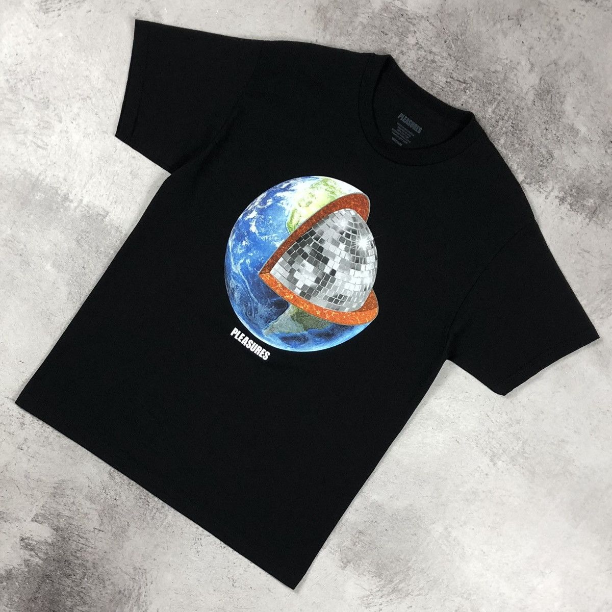 Pleasures Pleasures Dance Disco Ball Earth Graphic Tee Size US M / EU 48-50 / 2 - 5 Thumbnail