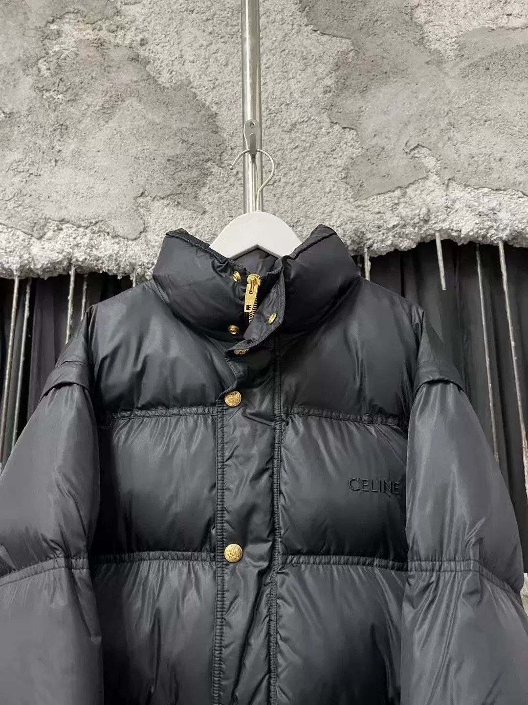 Celine Celine Logo Gold Buckle Detachable Sleeve Down Jacket Size US M / EU 48-50 / 2 - 3 Thumbnail