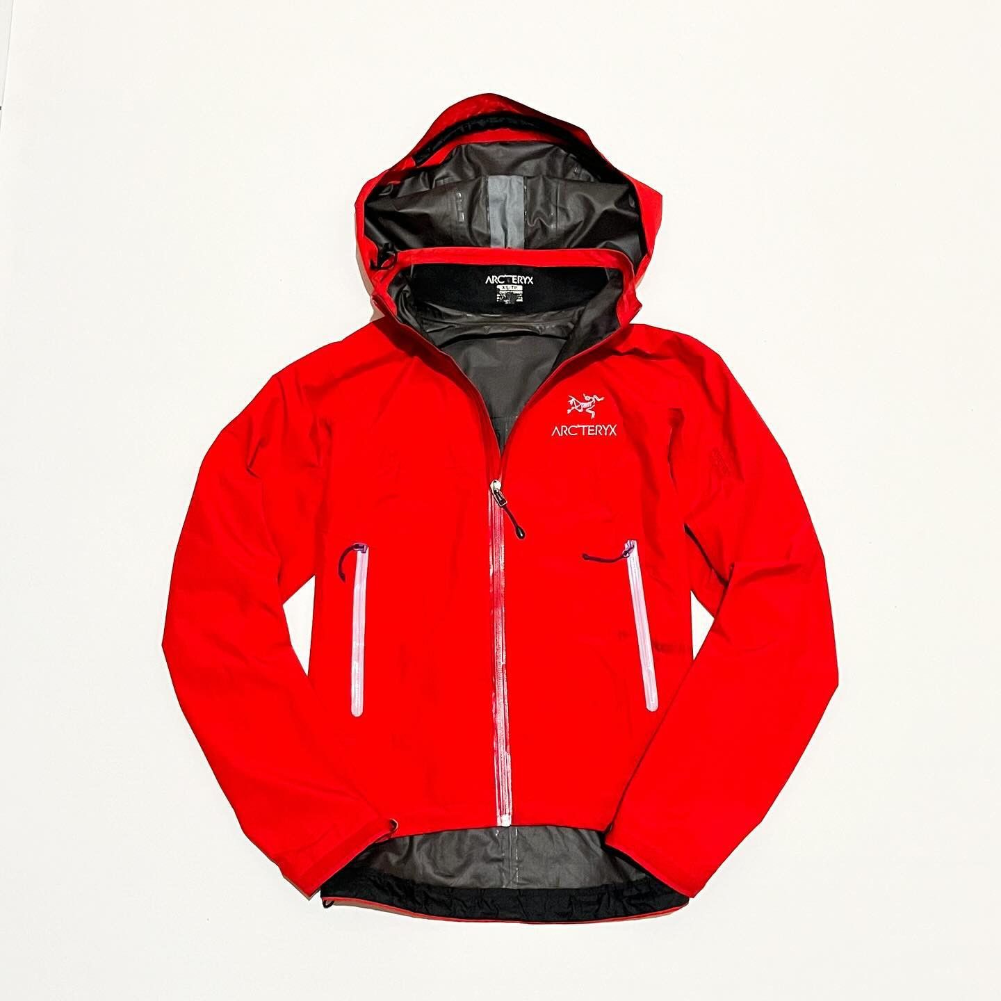 image of Arcteryx Beta Sl Goretex Jacket in Red, Men's (Size XS)