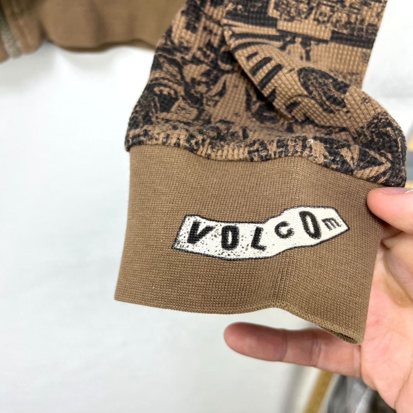 Volcom VINTAGE Volcom Hoodie Kit? Size US M / EU 48-50 / 2 - 6 Thumbnail