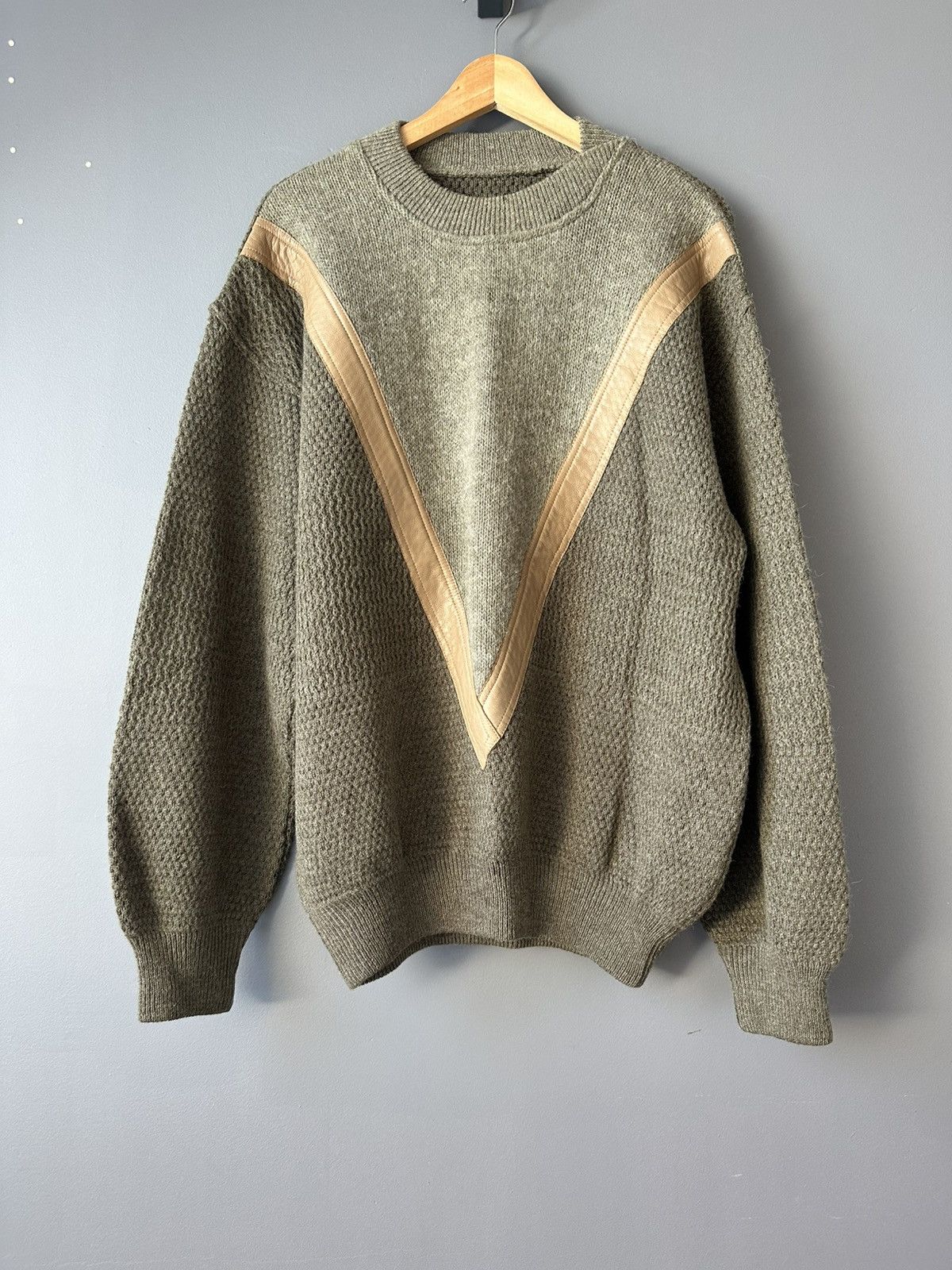 Vintage Vintage Wool Mohair Alpaca Leather Sweater Italian Jumper Size US XXL / EU 58 / 5 - 1 Thumbnail