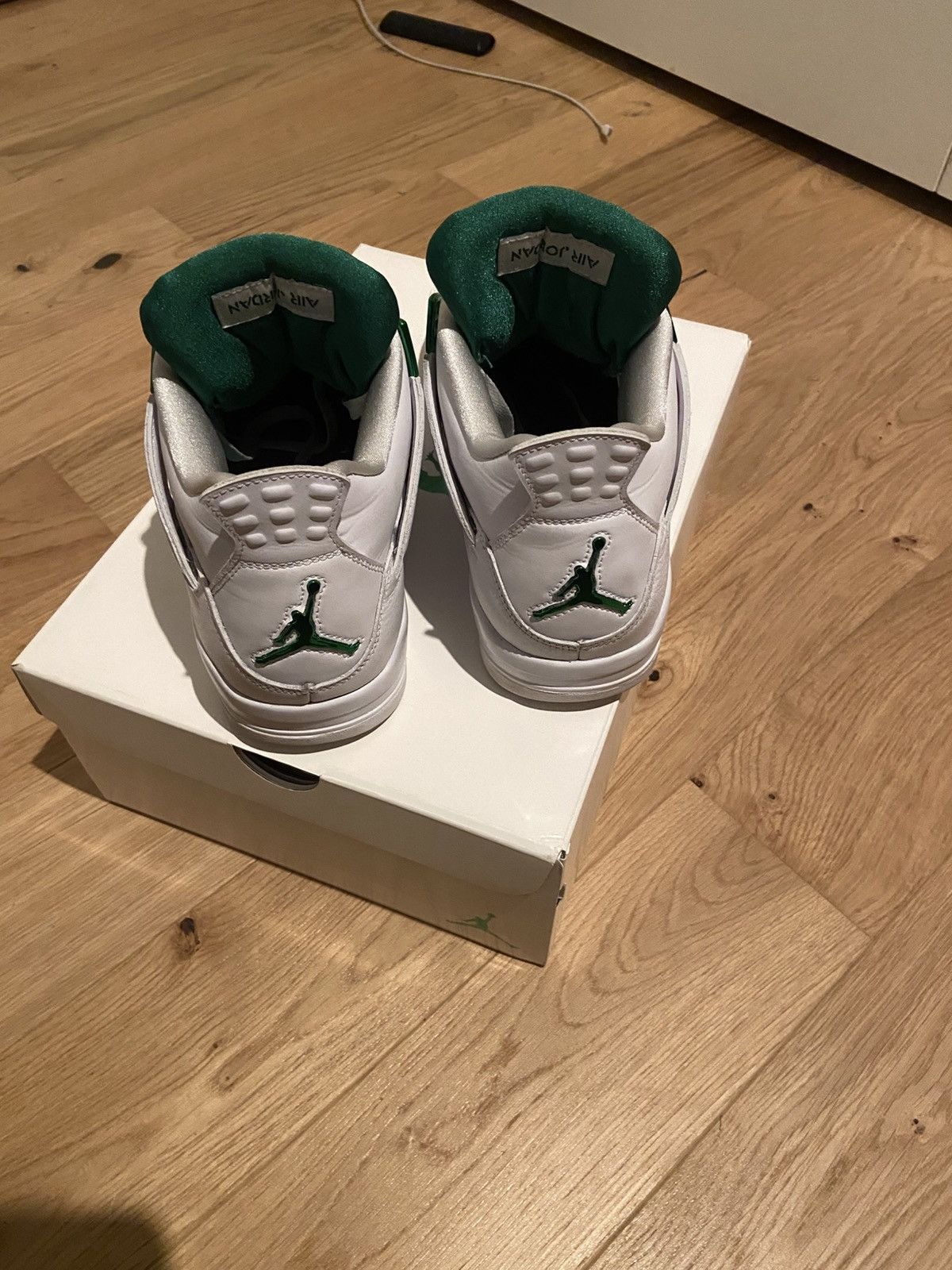 Jordan Brand Jordan 4 Metallic Green 9.5 Size US 9.5 / EU 42-43 - 4 Thumbnail
