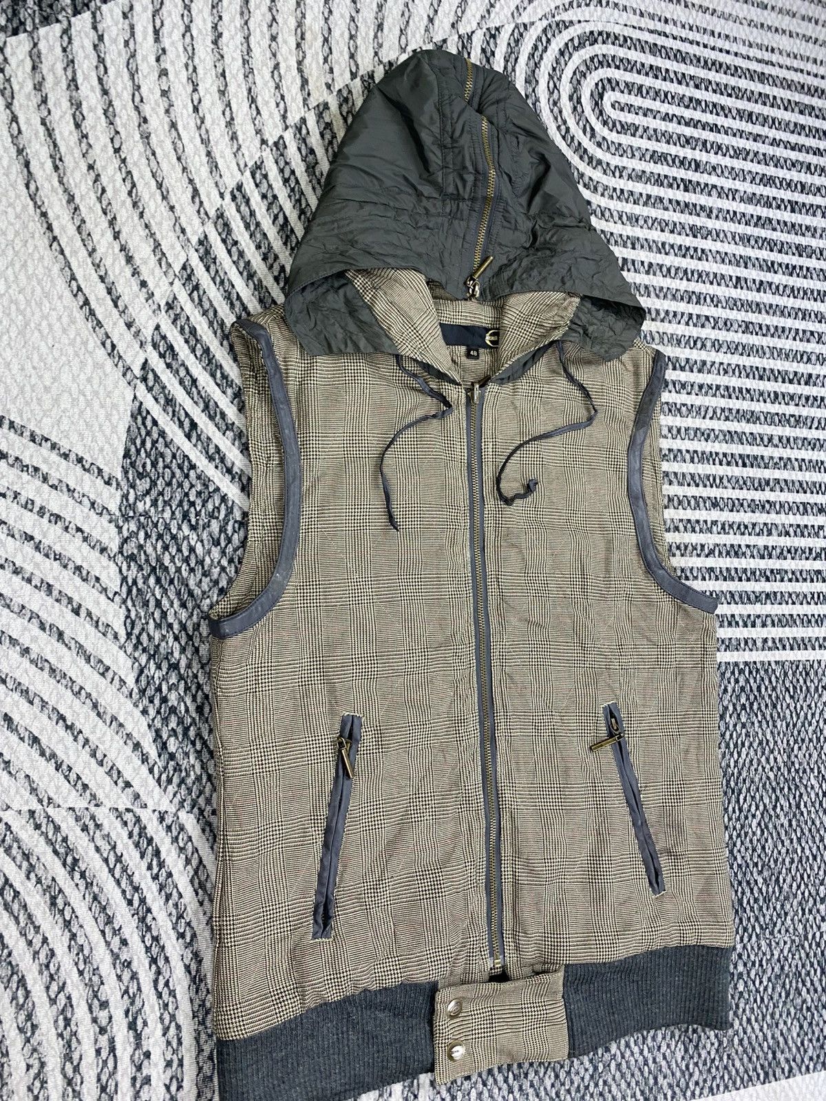 Just Cavalli Vintage Just Cavalli Hooded Checkered Zip-Up Vest Size US M / EU 48-50 / 2 - 3 Thumbnail