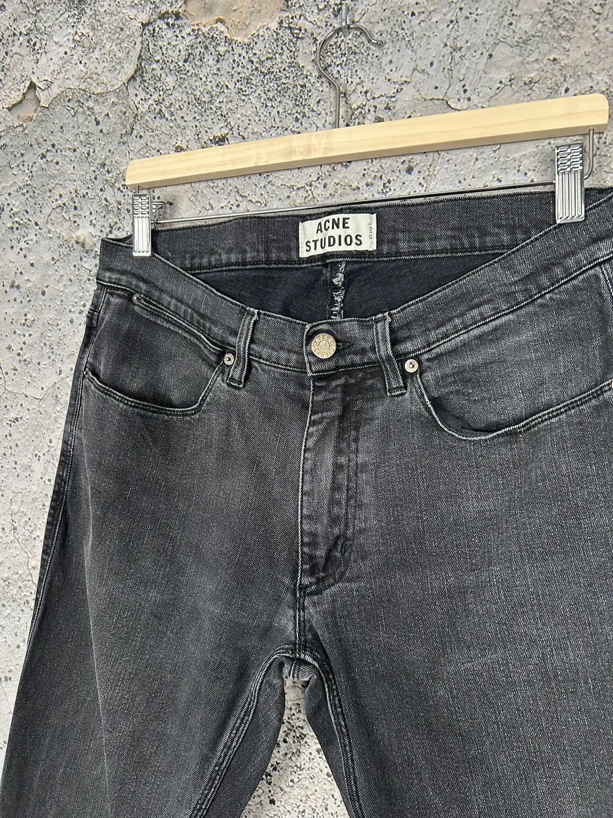 Acne Studios Vintage Acne Studios Max Used Cash Washed Black Denim Hype Size US 32 / EU 48 - 3 Thumbnail