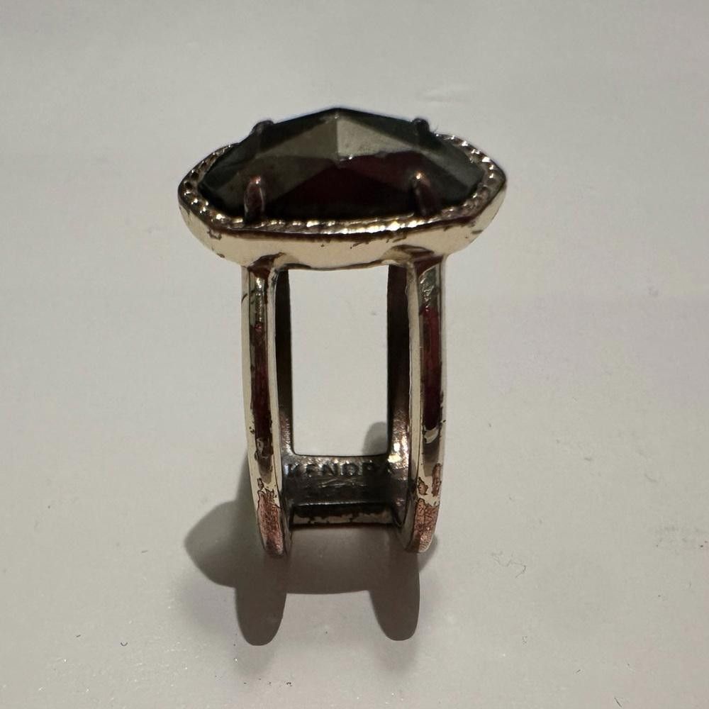 Designer Kendra Scott Elyse Gold Ring in Gold Pyrite Size 9 Size ONE SIZE - 5 Thumbnail